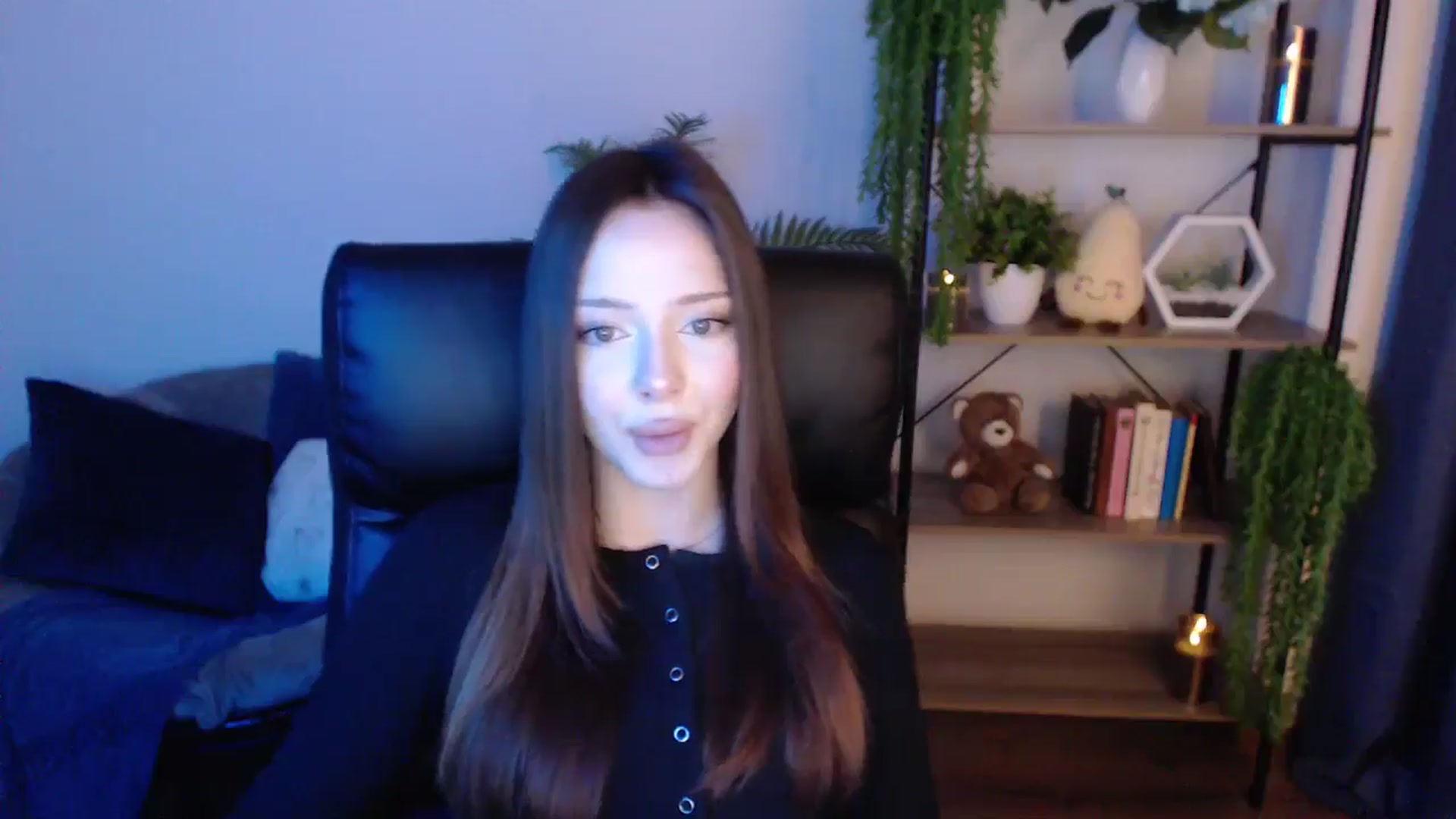 Gallery image thumbnail from KateManelli's myfreecams stream on, 01/22/2025, 12:25 image 4 of 20