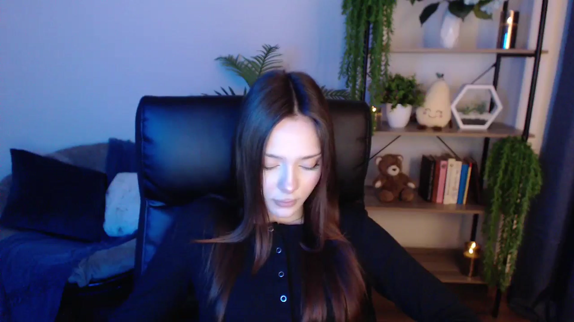 Gallery image thumbnail from KateManelli's myfreecams stream on, 01/22/2025, 12:25 image 19 of 20