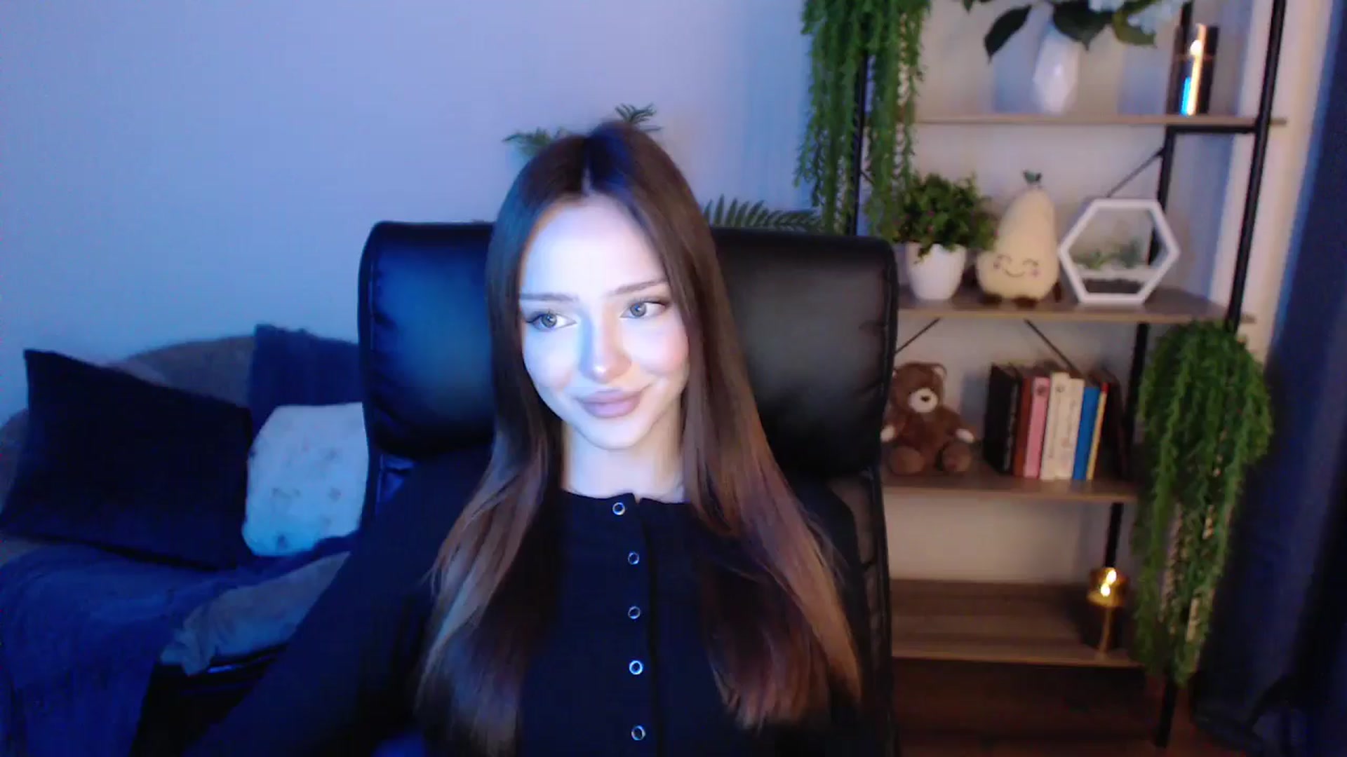 Gallery image thumbnail from KateManelli's myfreecams stream on, 01/22/2025, 12:25 image 1 of 20