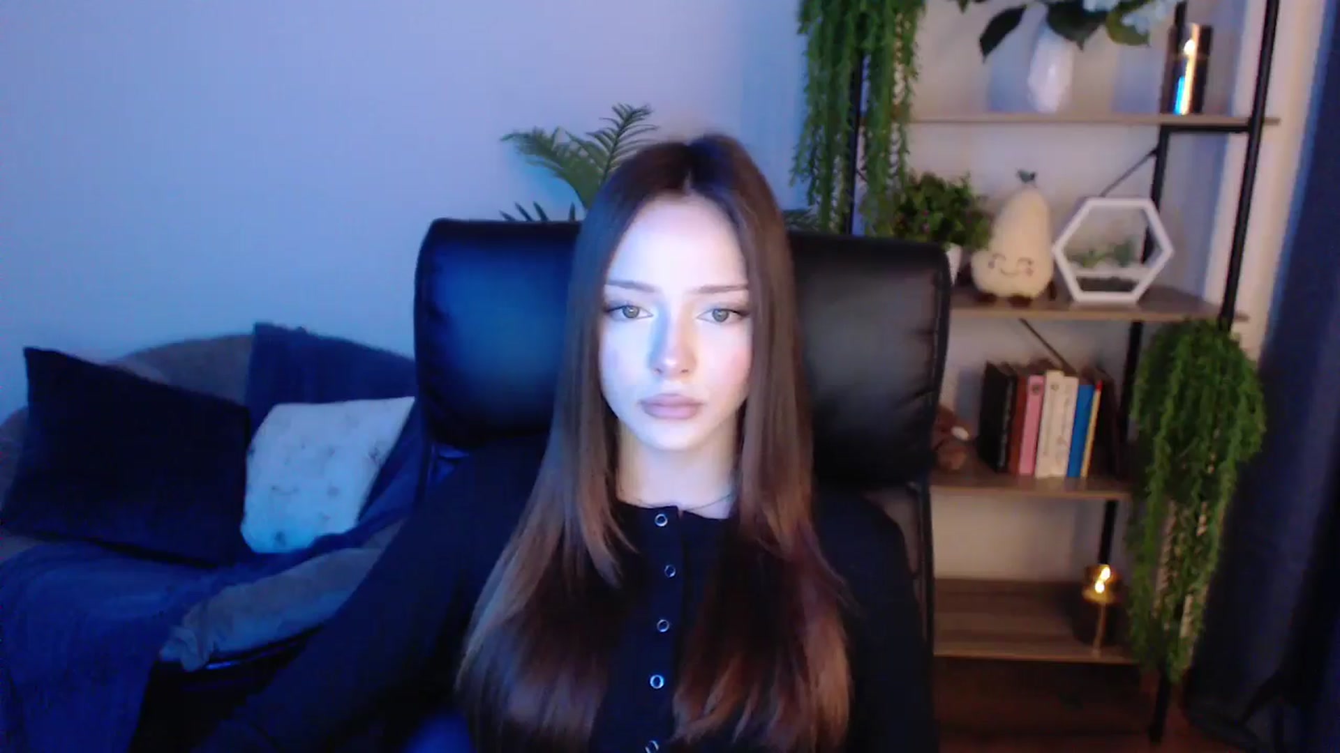 Gallery image thumbnail from KateManelli's myfreecams stream on, 01/22/2025, 12:25 image 5 of 20