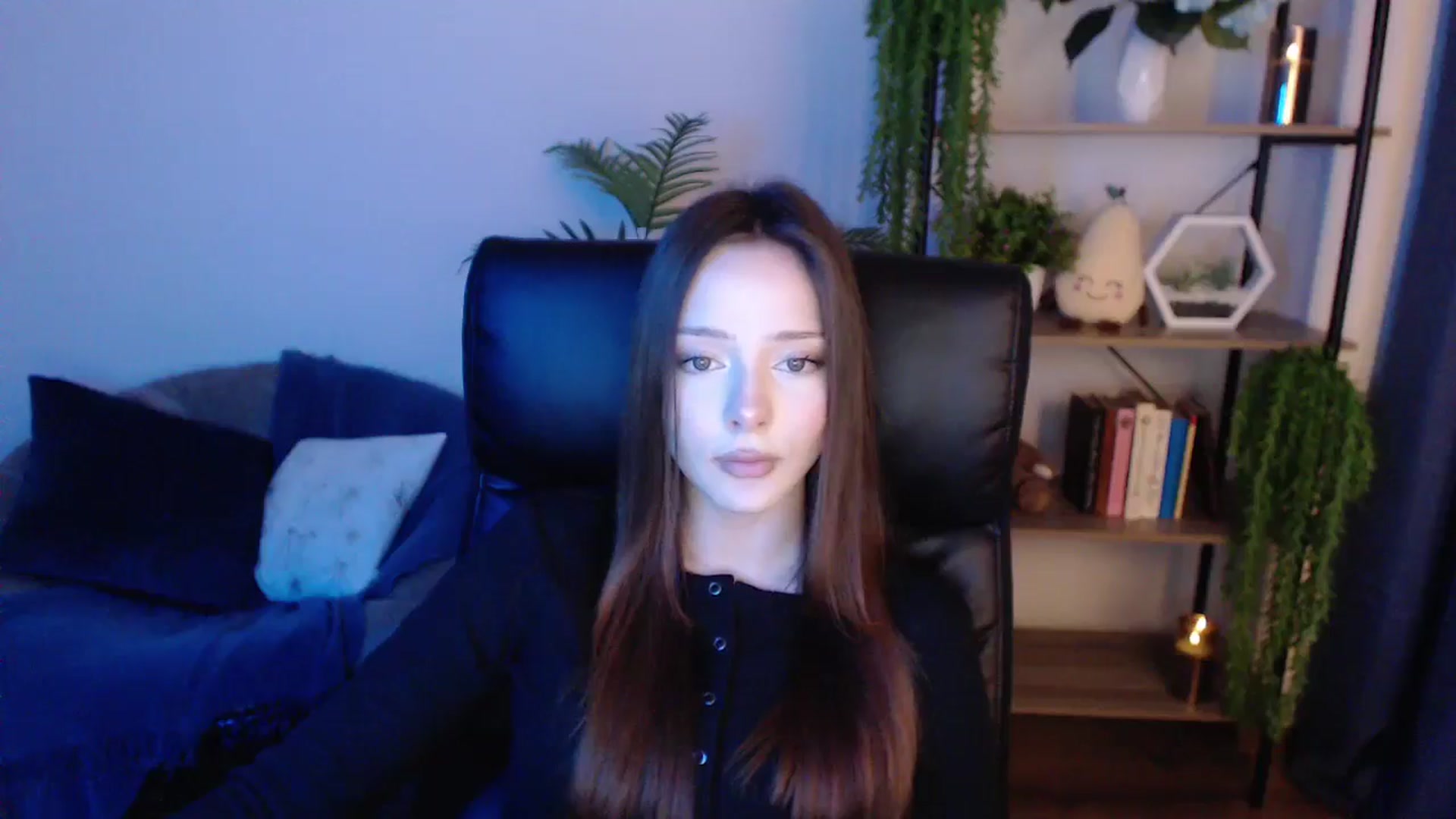 Gallery image thumbnail from KateManelli's myfreecams stream on, 01/22/2025, 14:20 image 19 of 20