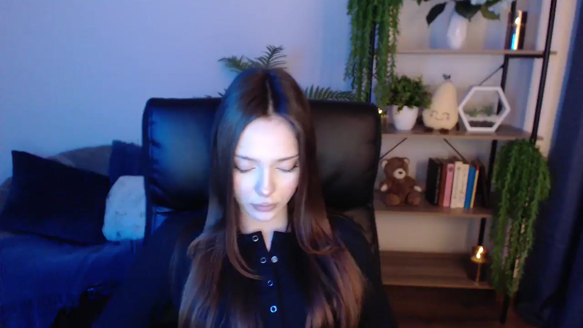 Gallery image thumbnail from KateManelli's myfreecams stream on, 01/22/2025, 14:20 image 4 of 20