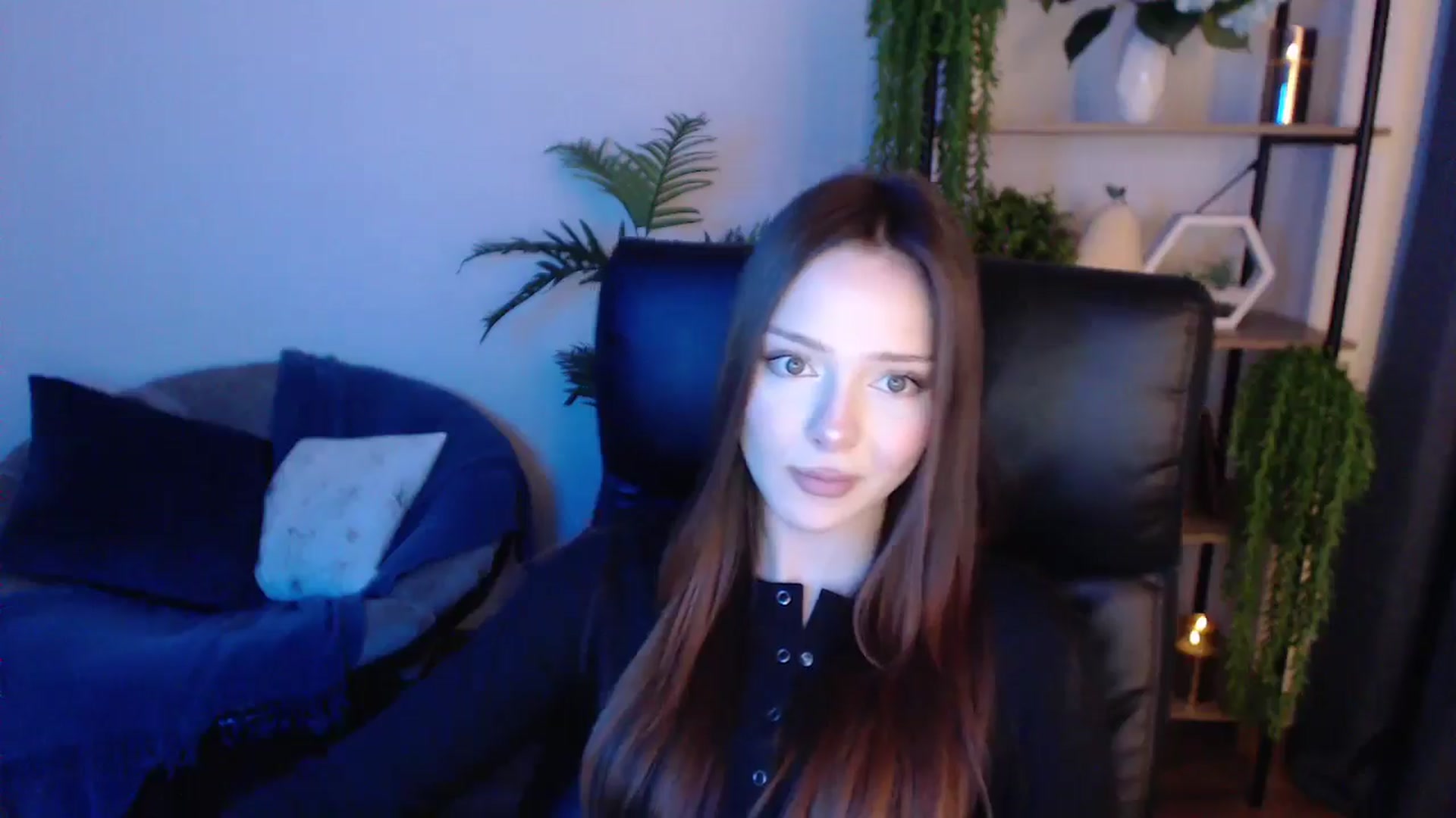 Gallery image thumbnail from KateManelli's myfreecams stream on, 01/22/2025, 14:20 image 3 of 20