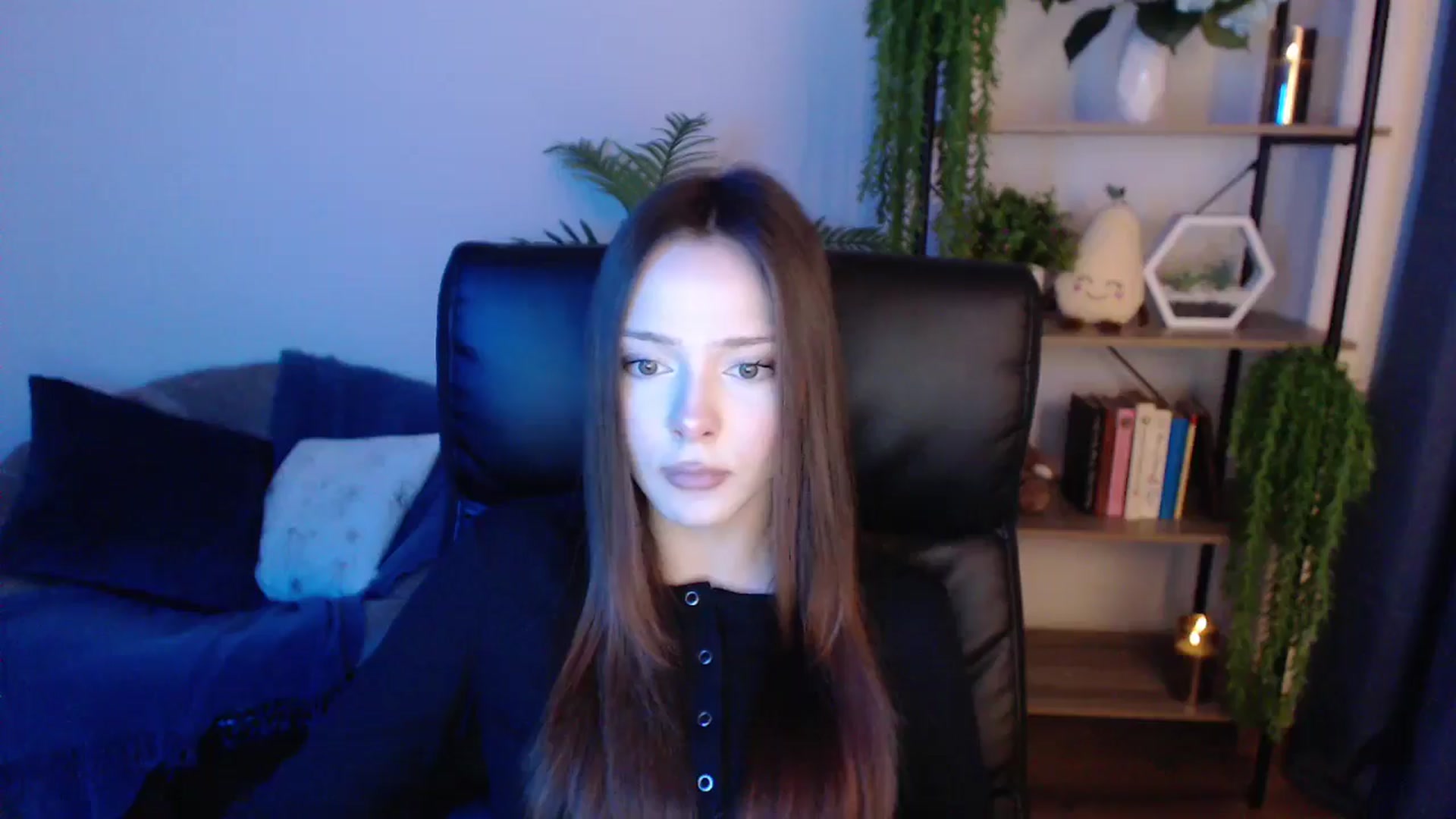 Gallery image thumbnail from KateManelli's myfreecams stream on, 01/22/2025, 14:20 image 12 of 20
