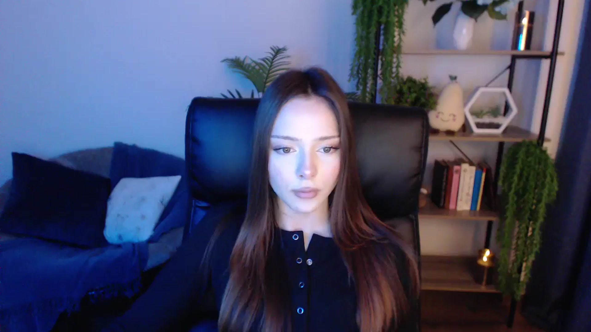 Gallery image thumbnail from KateManelli's myfreecams stream on, 01/22/2025, 14:20 image 5 of 20