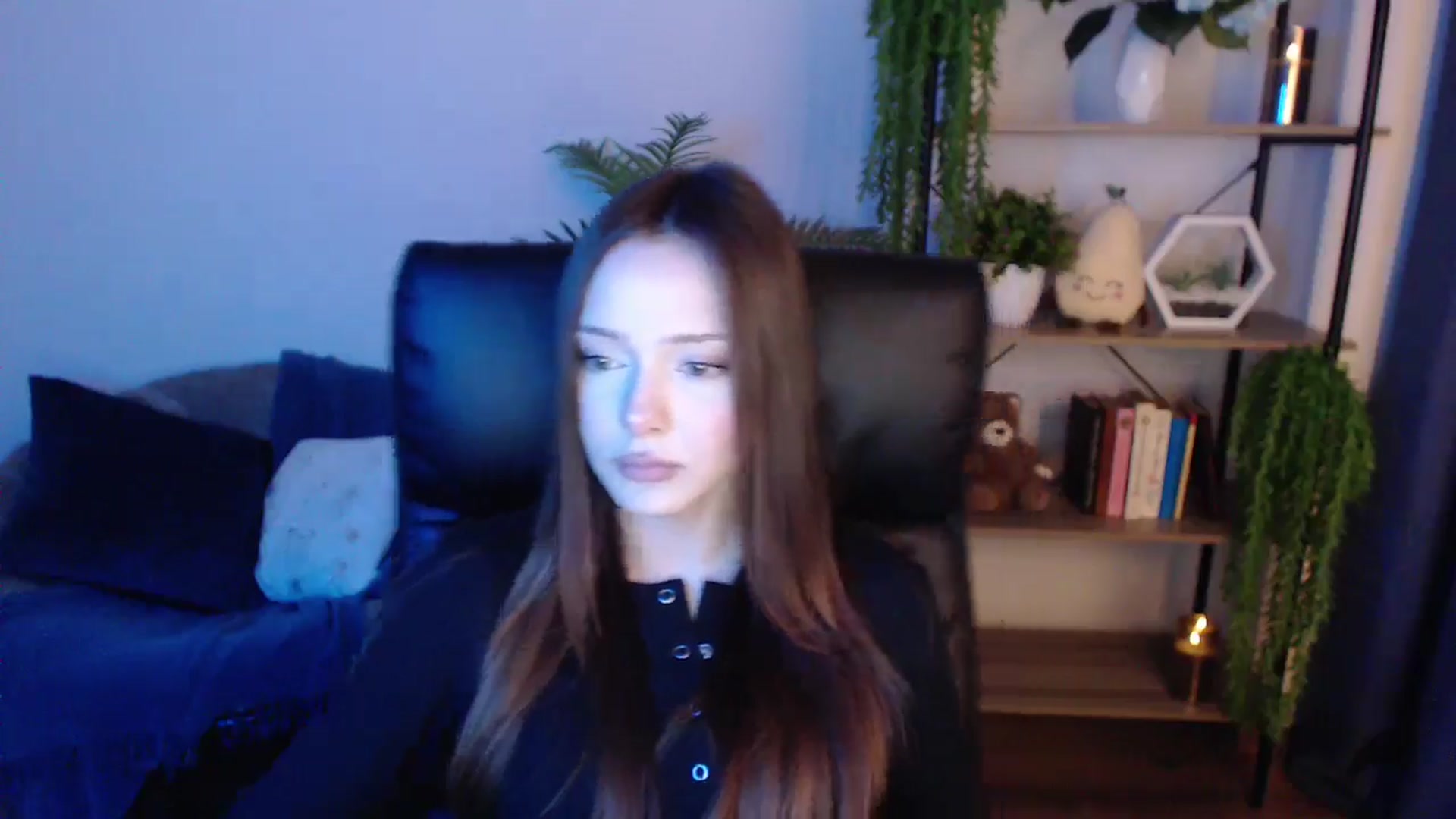 Gallery image thumbnail from KateManelli's myfreecams stream on, 01/22/2025, 14:20 image 2 of 20