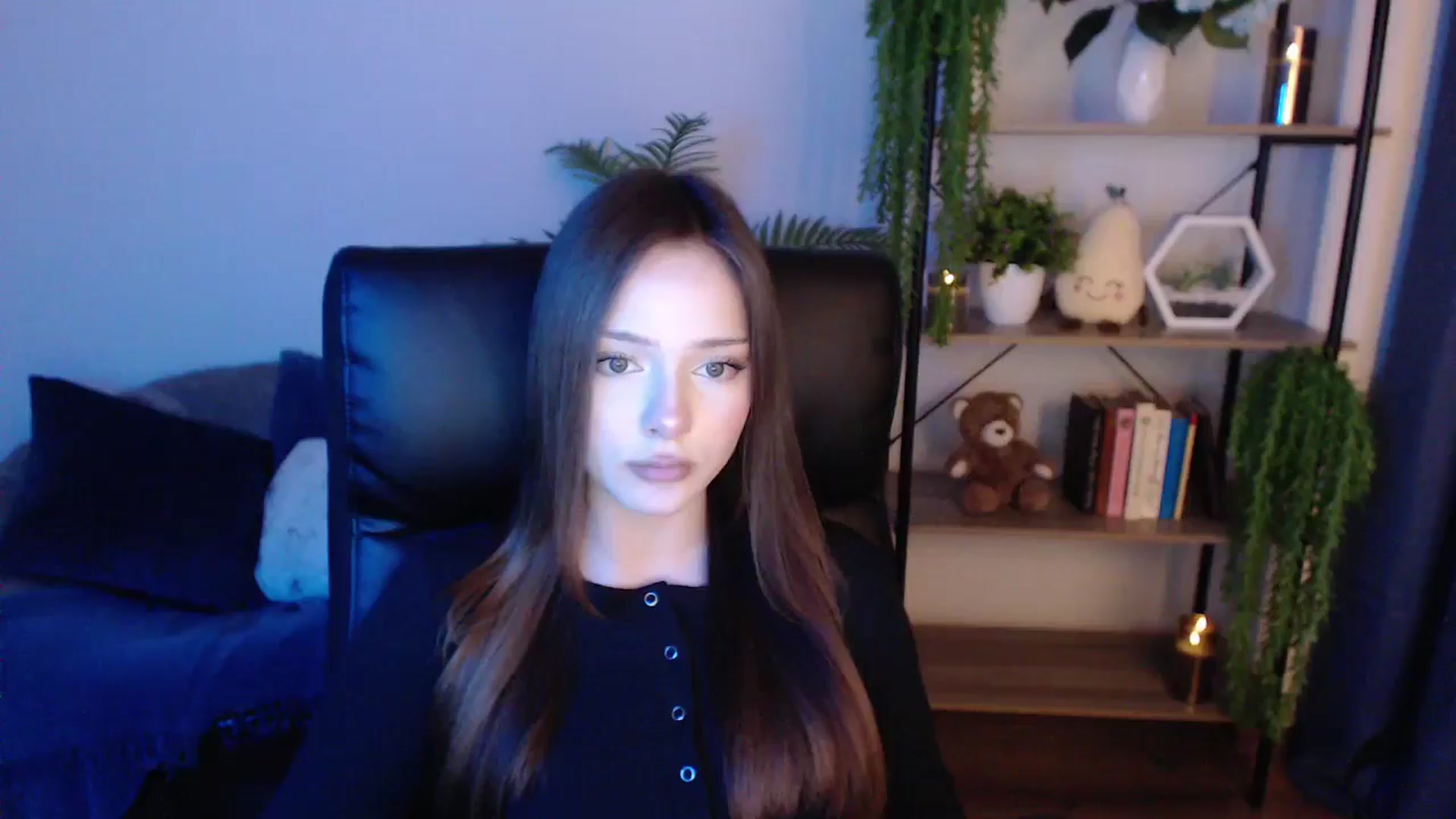 Gallery image thumbnail from KateManelli's myfreecams stream on, 01/22/2025, 14:57 image 1 of 20