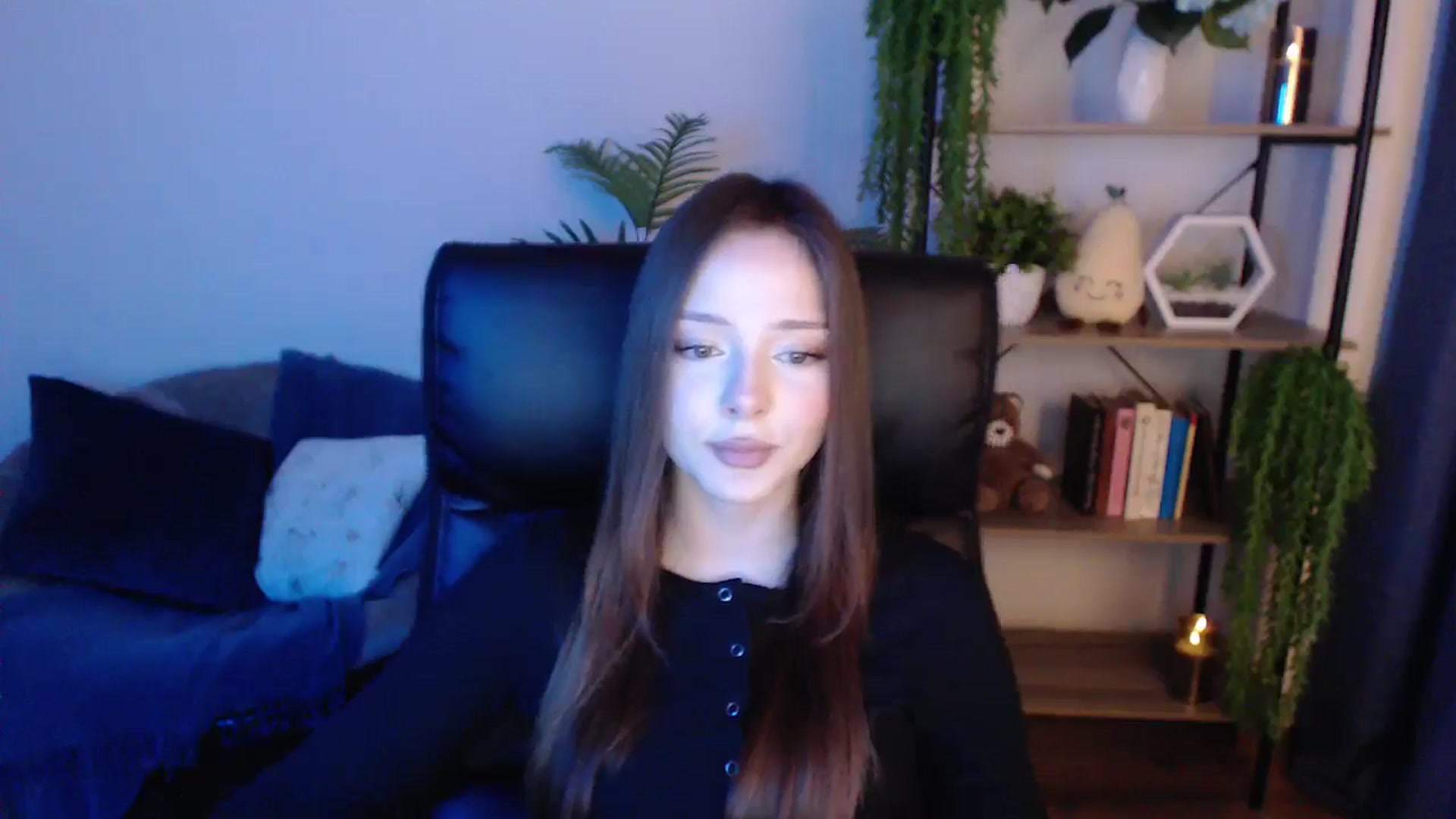 Gallery image thumbnail from KateManelli's myfreecams stream on, 01/22/2025, 14:57 image 9 of 20