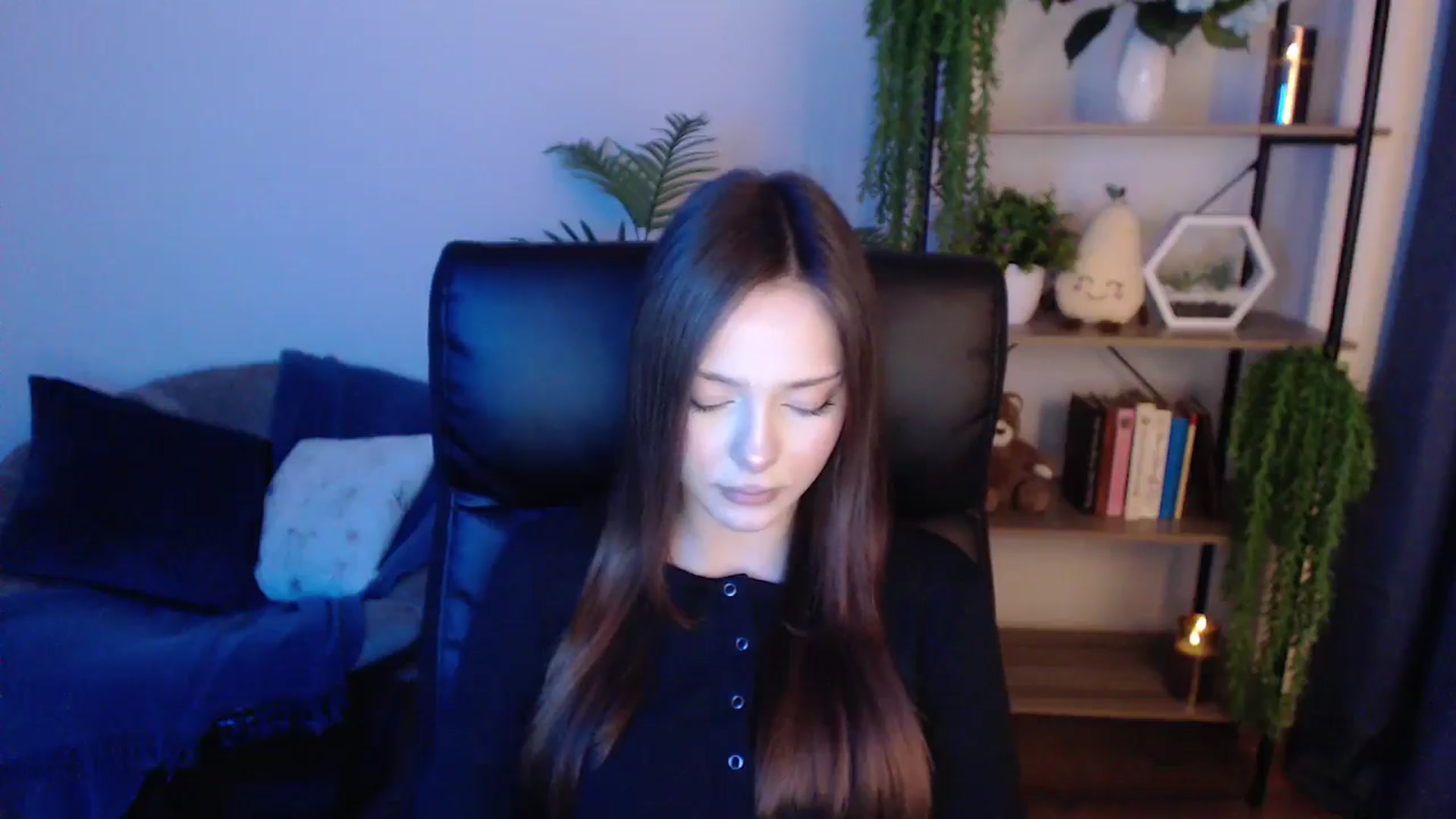 Gallery image thumbnail from KateManelli's myfreecams stream on, 01/22/2025, 14:57 image 4 of 20