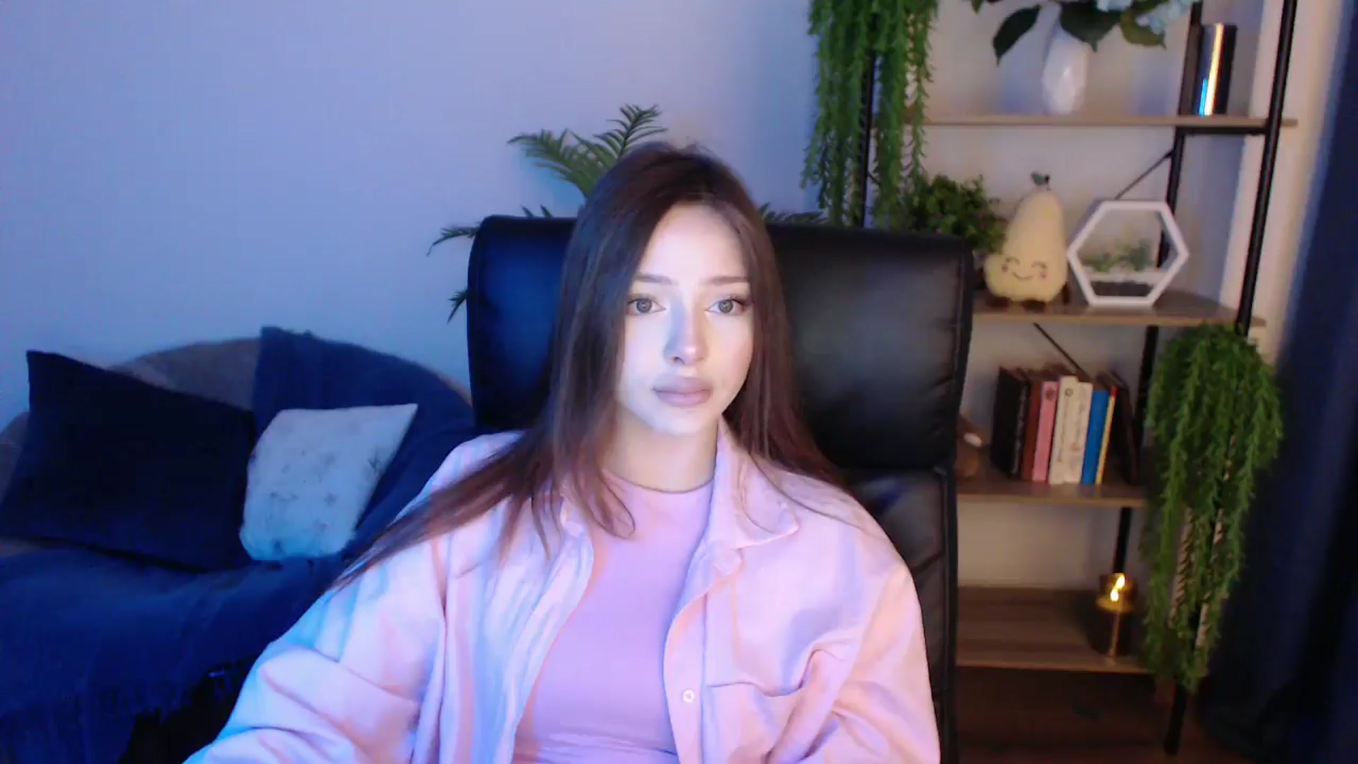 Gallery image thumbnail from KateManelli's myfreecams stream on, 01/24/2025, 09:15 image 3 of 20