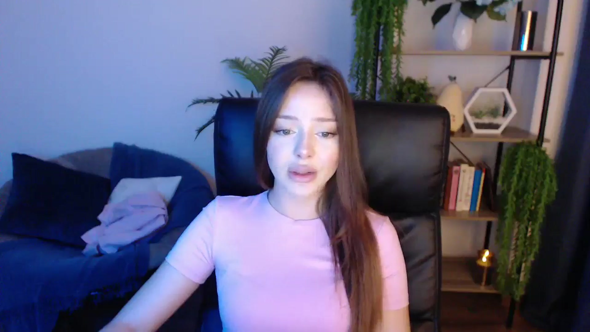 Gallery image thumbnail from KateManelli's myfreecams stream on, 01/24/2025, 09:15 image 18 of 20