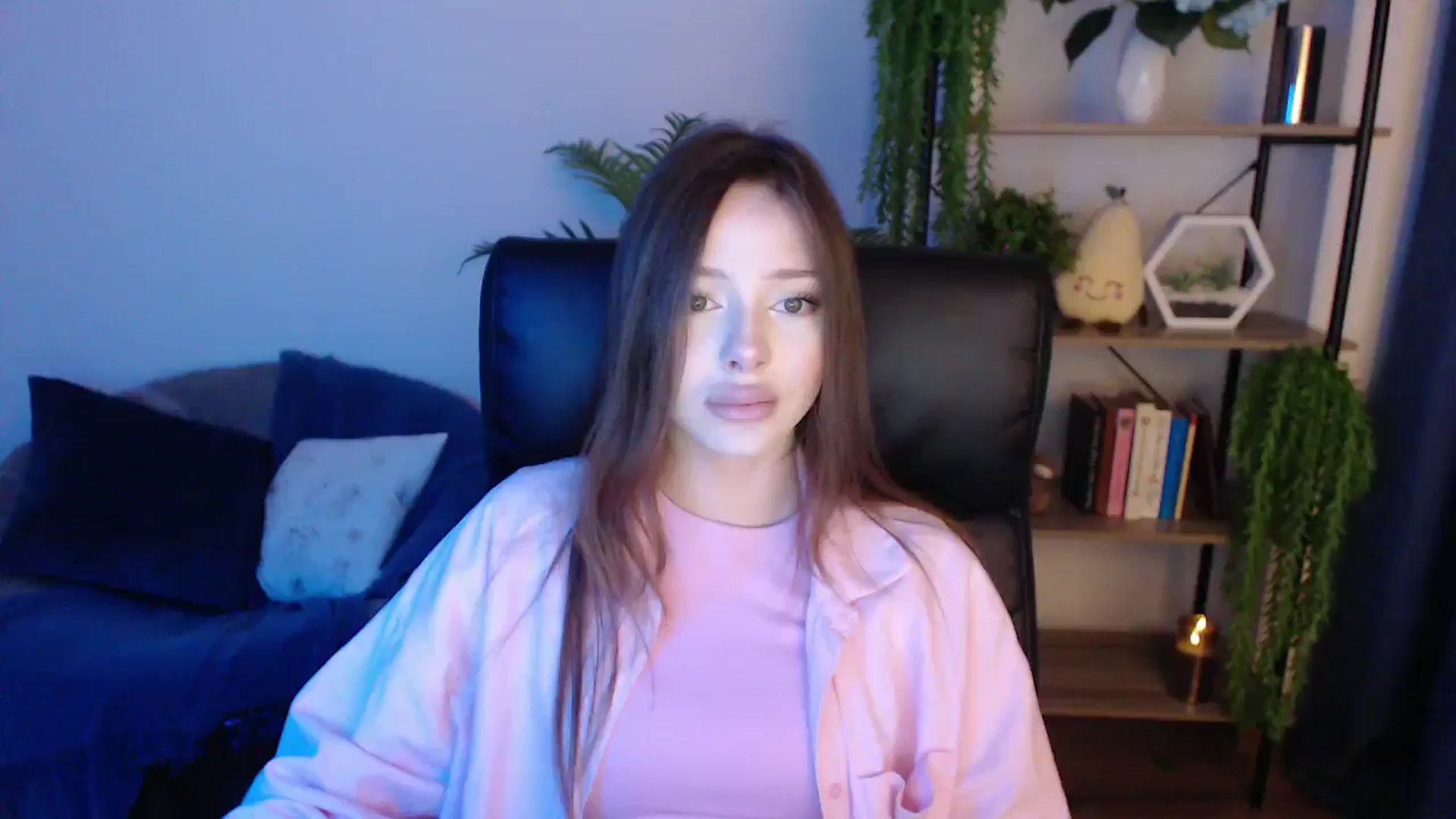 Gallery image thumbnail from KateManelli's myfreecams stream on, 01/24/2025, 09:15 image 10 of 20
