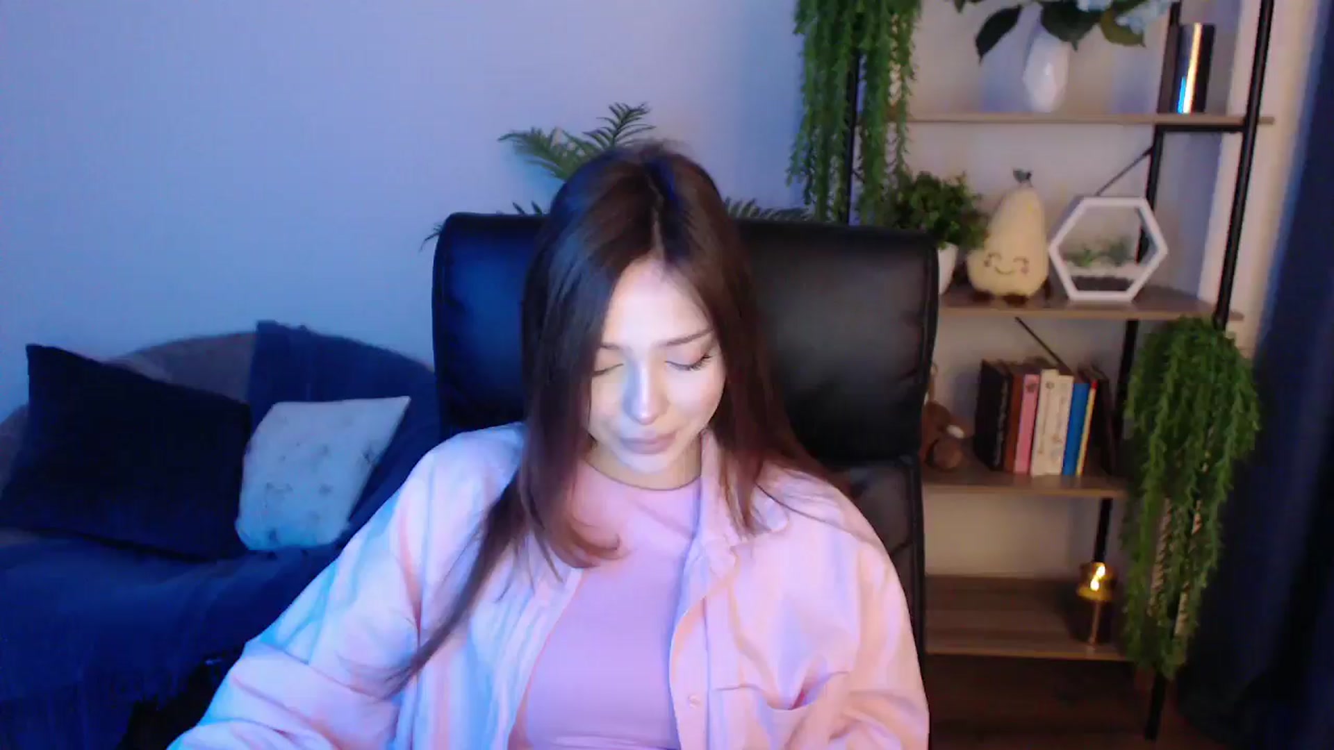 Gallery image thumbnail from KateManelli's myfreecams stream on, 01/24/2025, 09:15 image 6 of 20