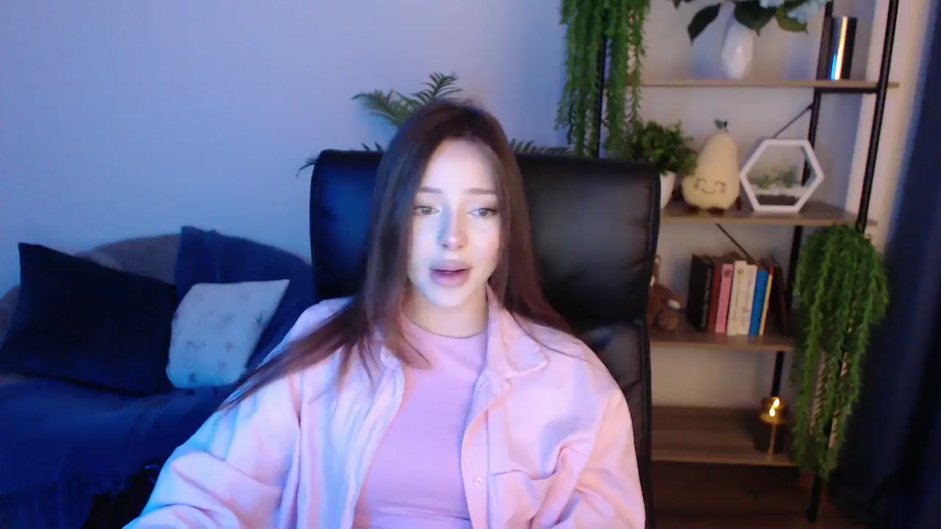Gallery image thumbnail from KateManelli's myfreecams stream on, 01/24/2025, 09:15 image 4 of 20