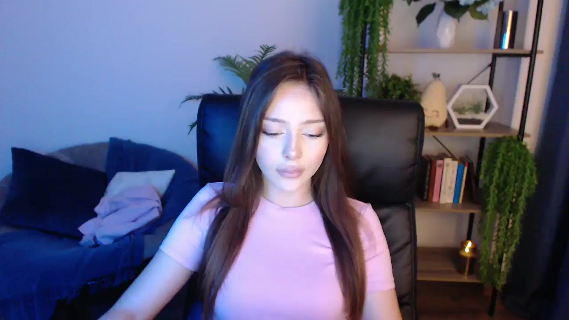 Gallery image thumbnail from KateManelli's myfreecams stream on, 01/24/2025, 09:15 image 15 of 20