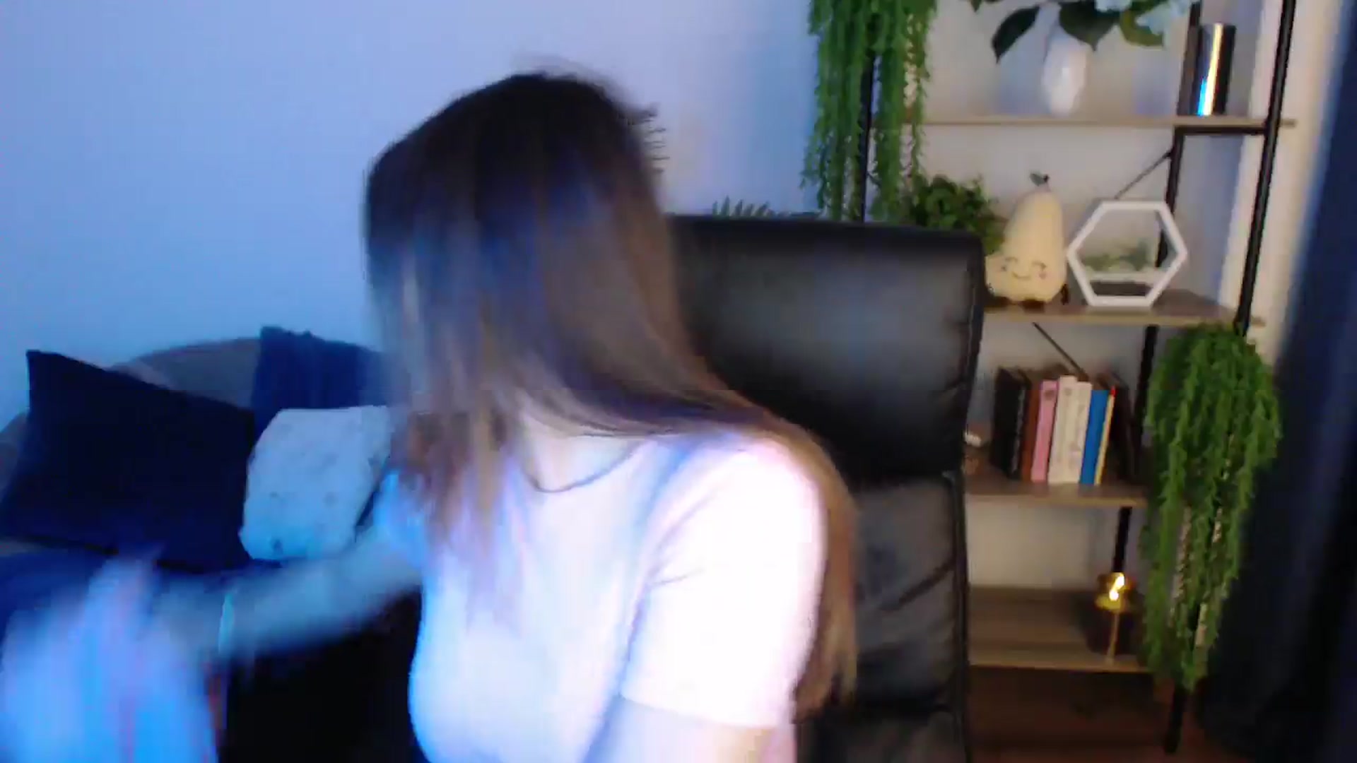 Gallery image thumbnail from KateManelli's myfreecams stream on, 01/24/2025, 09:15 image 12 of 20