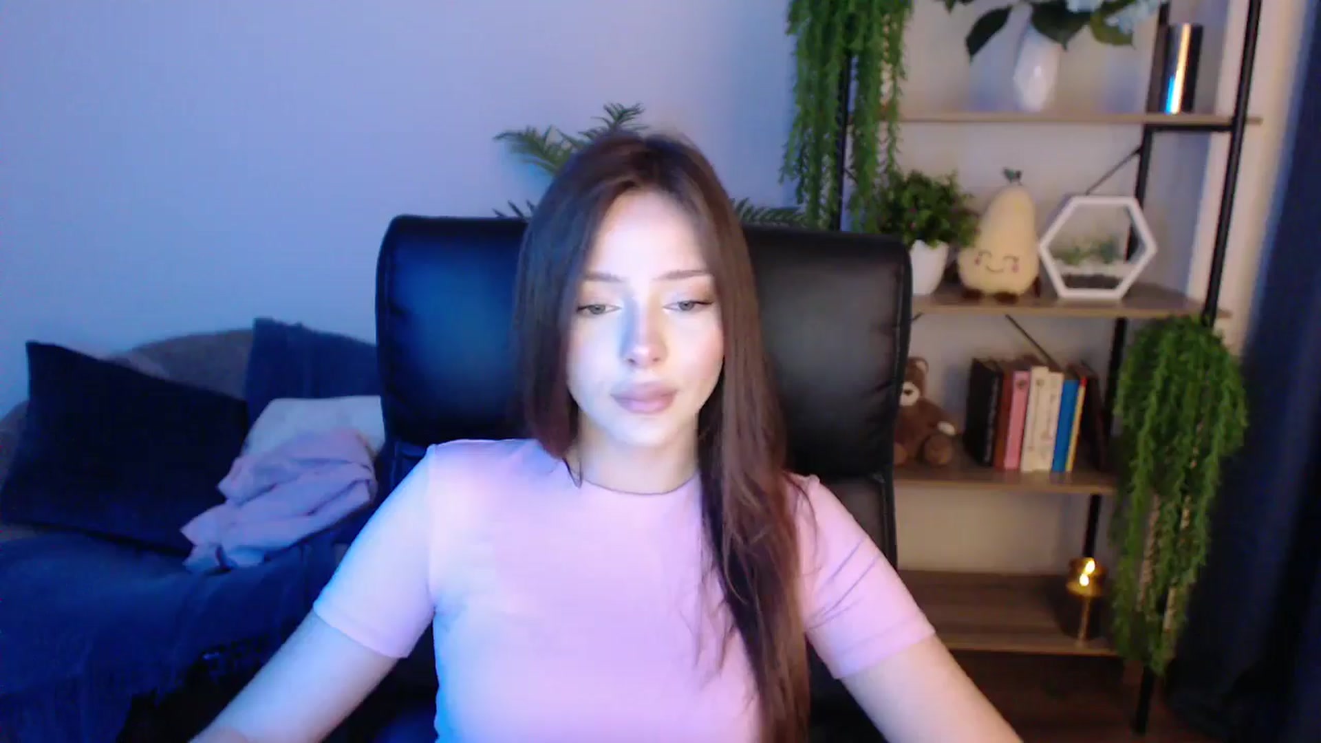 Gallery image thumbnail from KateManelli's myfreecams stream on, 01/24/2025, 10:16 image 19 of 20