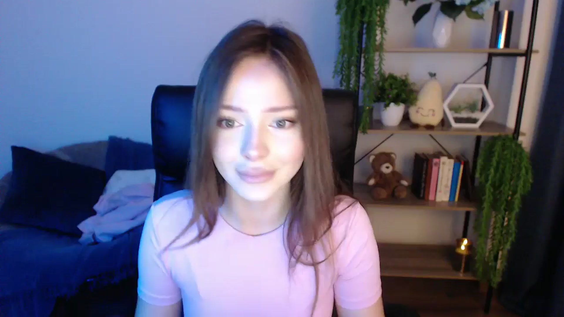 Gallery image thumbnail from KateManelli's myfreecams stream on, 01/24/2025, 10:16 image 2 of 20