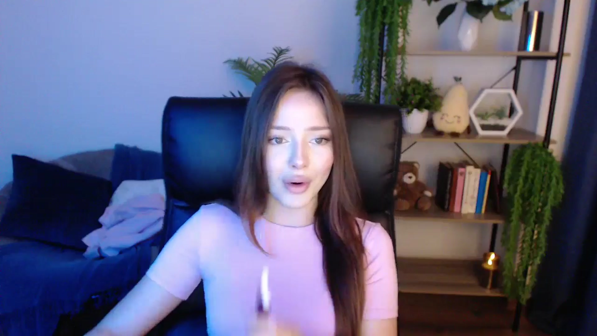Gallery image thumbnail from KateManelli's myfreecams stream on, 01/24/2025, 10:16 image 8 of 20