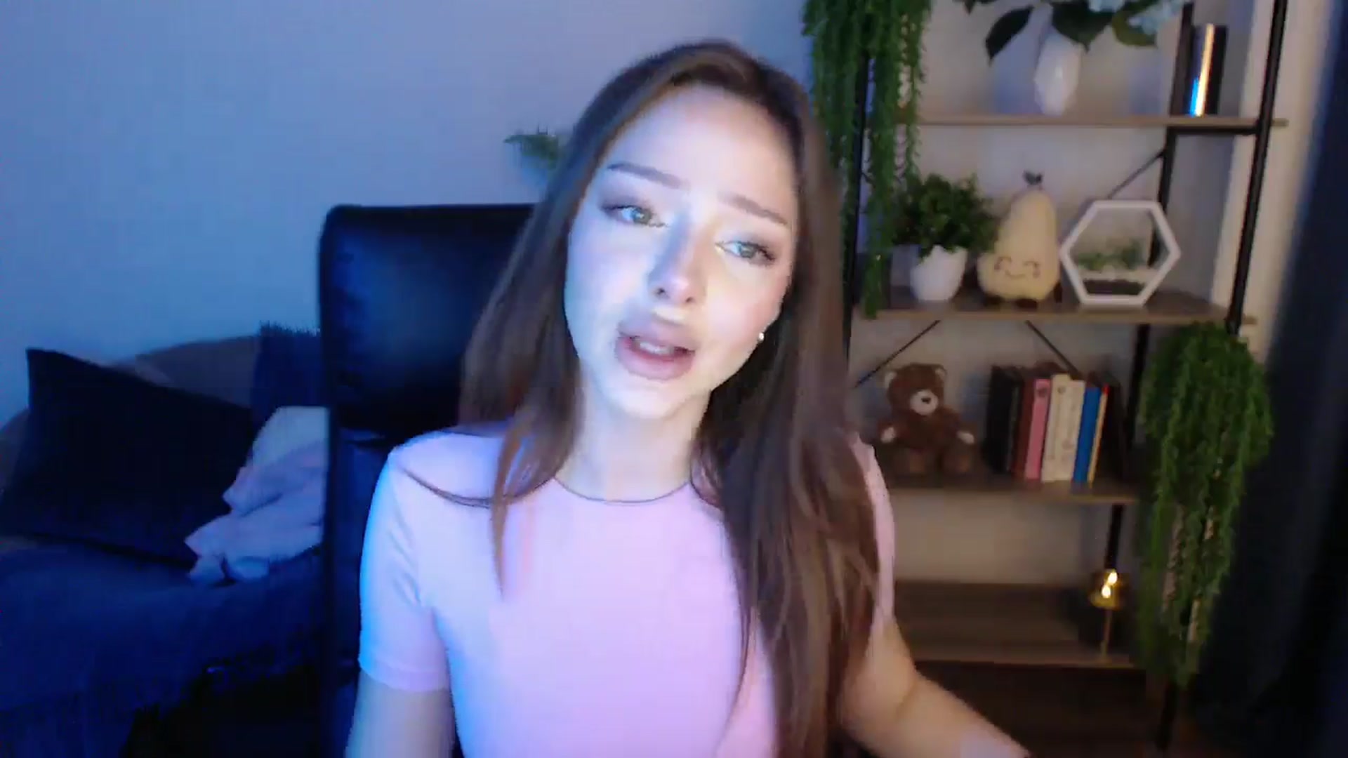 Gallery image thumbnail from KateManelli's myfreecams stream on, 01/24/2025, 10:16 image 5 of 20