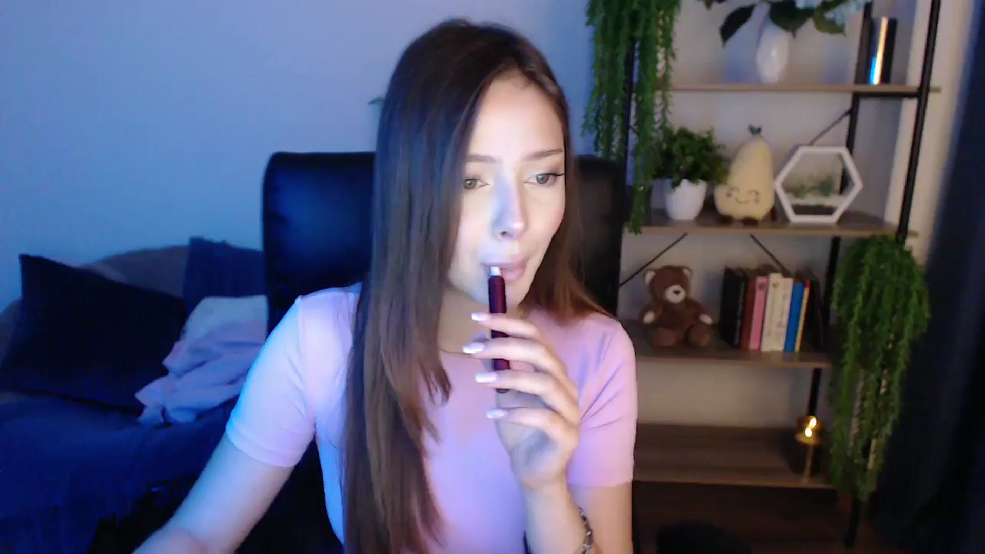 Gallery image thumbnail from KateManelli's myfreecams stream on, 01/24/2025, 10:50 image 4 of 20
