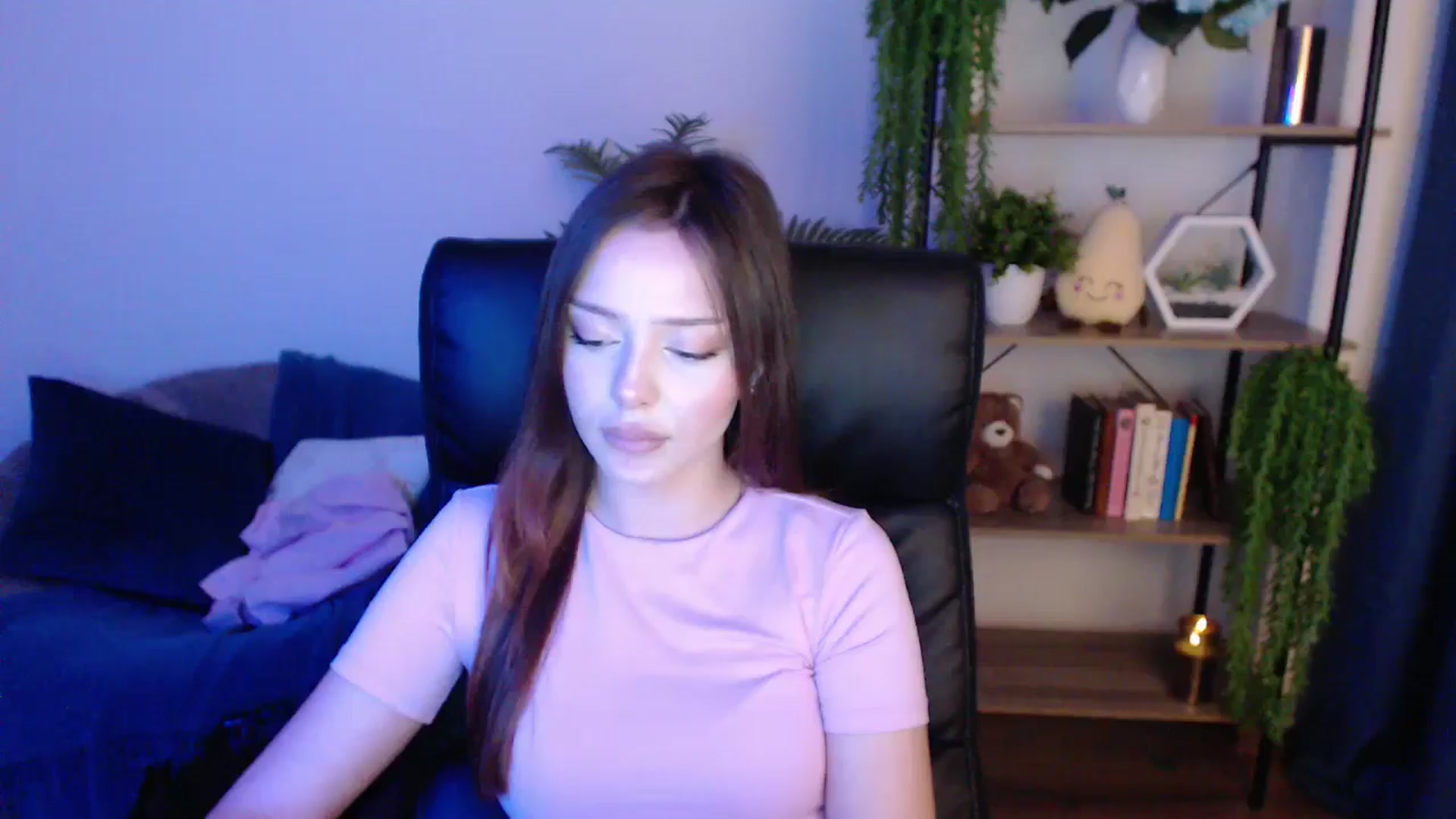 Gallery image thumbnail from KateManelli's myfreecams stream on, 01/24/2025, 11:43 image 8 of 20