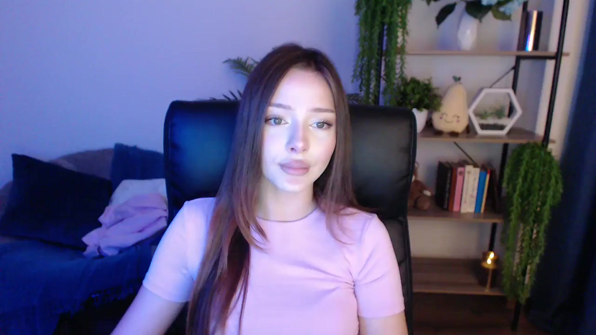 Gallery image thumbnail from KateManelli's myfreecams stream on, 01/24/2025, 11:43 image 1 of 20