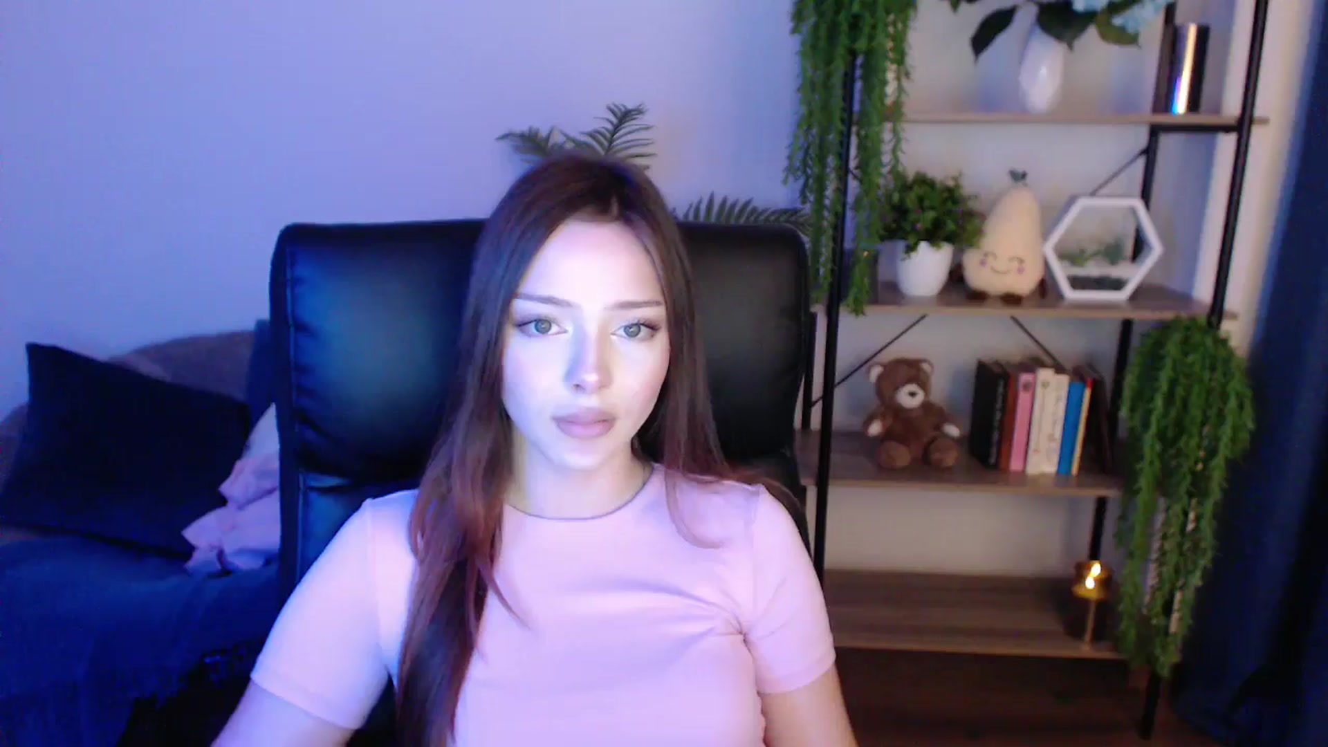 Gallery image thumbnail from KateManelli's myfreecams stream on, 01/24/2025, 11:43 image 19 of 20