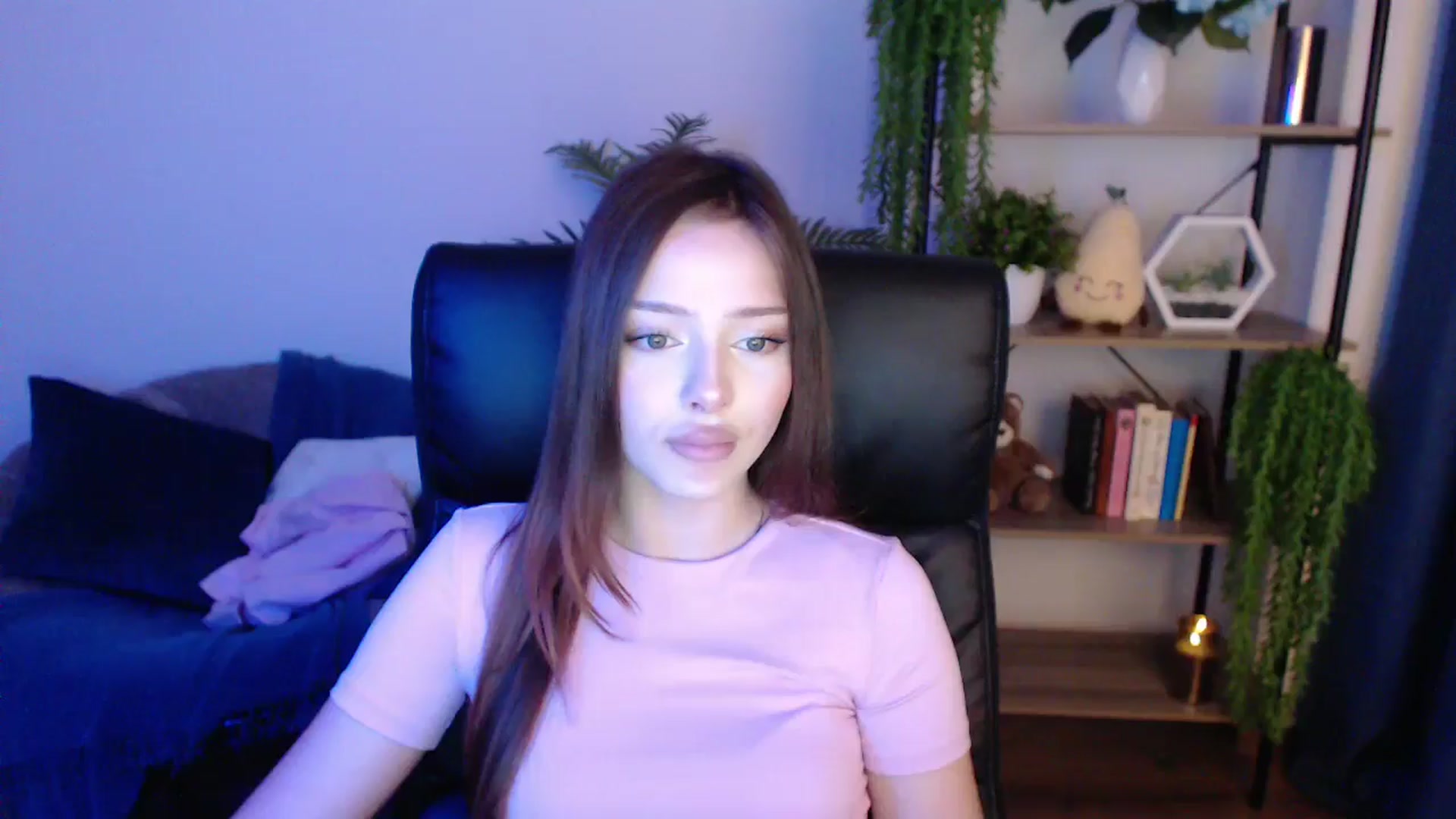 Gallery image thumbnail from KateManelli's myfreecams stream on, 01/24/2025, 11:43 image 9 of 20