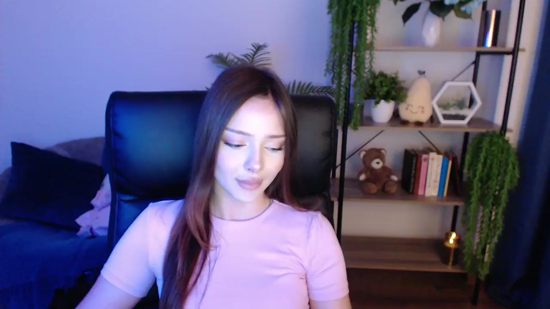 Gallery image thumbnail from KateManelli's myfreecams stream on, 01/24/2025, 12:15 image 1 of 20