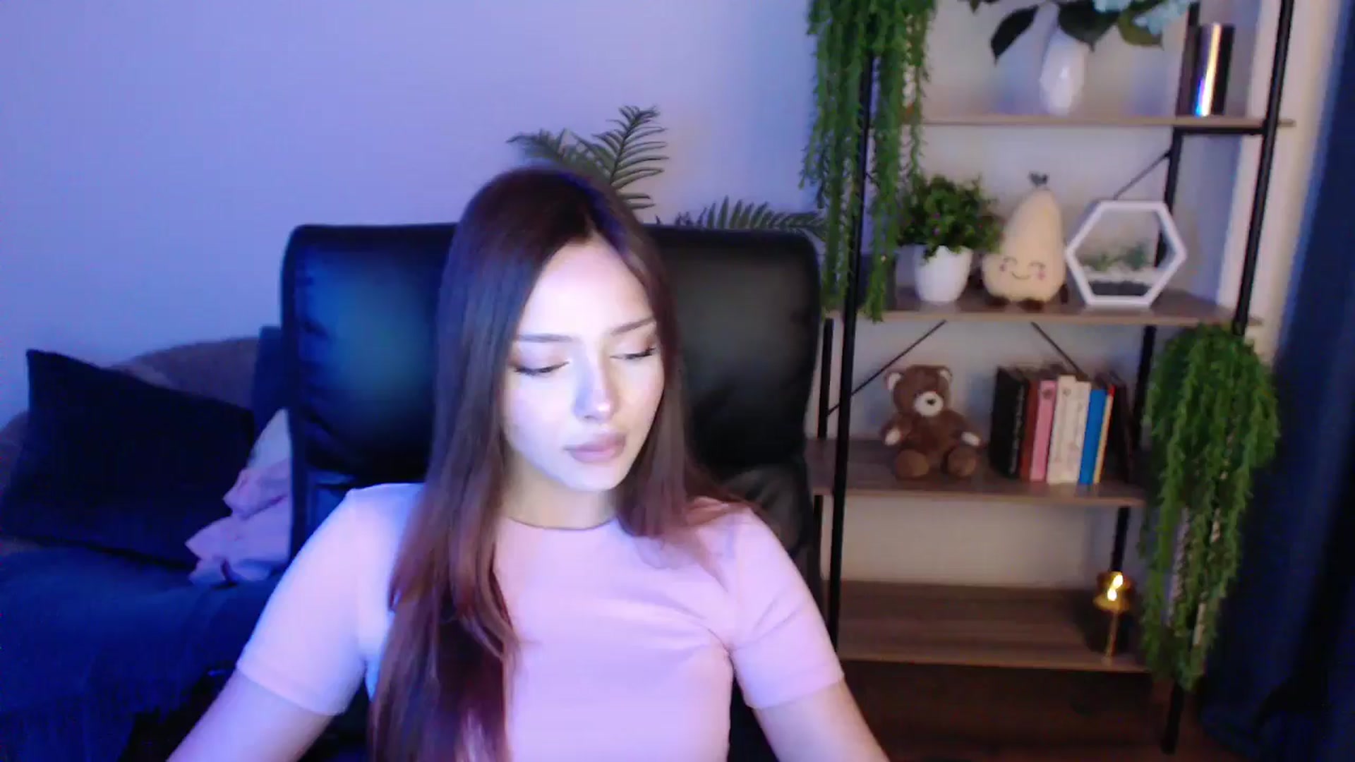 Gallery image thumbnail from KateManelli's myfreecams stream on, 01/24/2025, 12:15 image 20 of 20