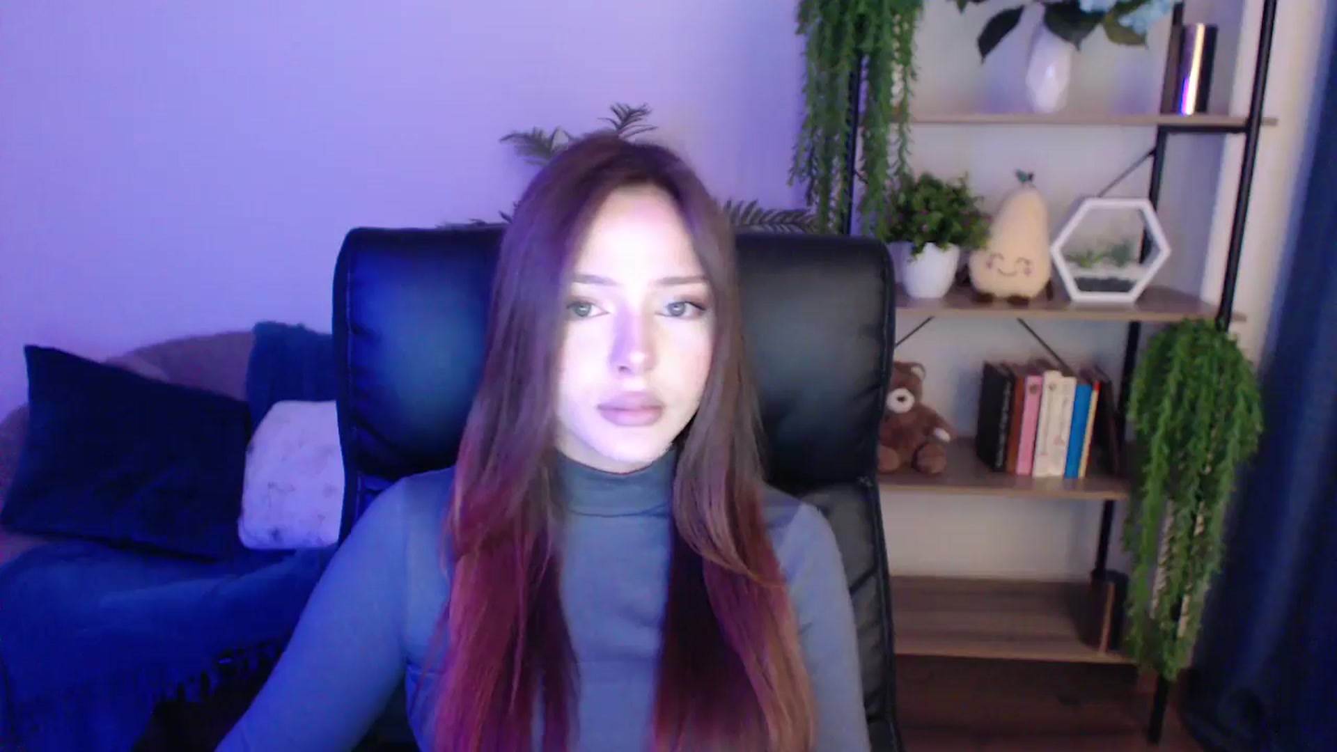Gallery image thumbnail from KateManelli's myfreecams stream on, 01/25/2025, 09:28 image 14 of 20