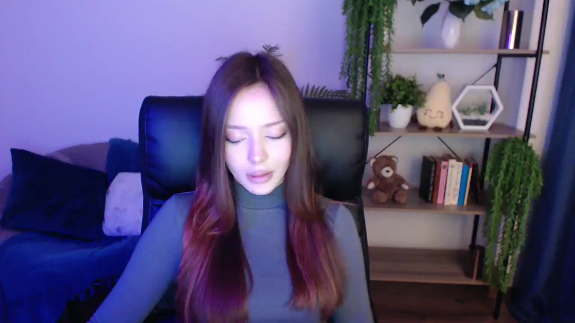 Gallery image thumbnail from KateManelli's myfreecams stream on, 01/25/2025, 09:28 image 7 of 20