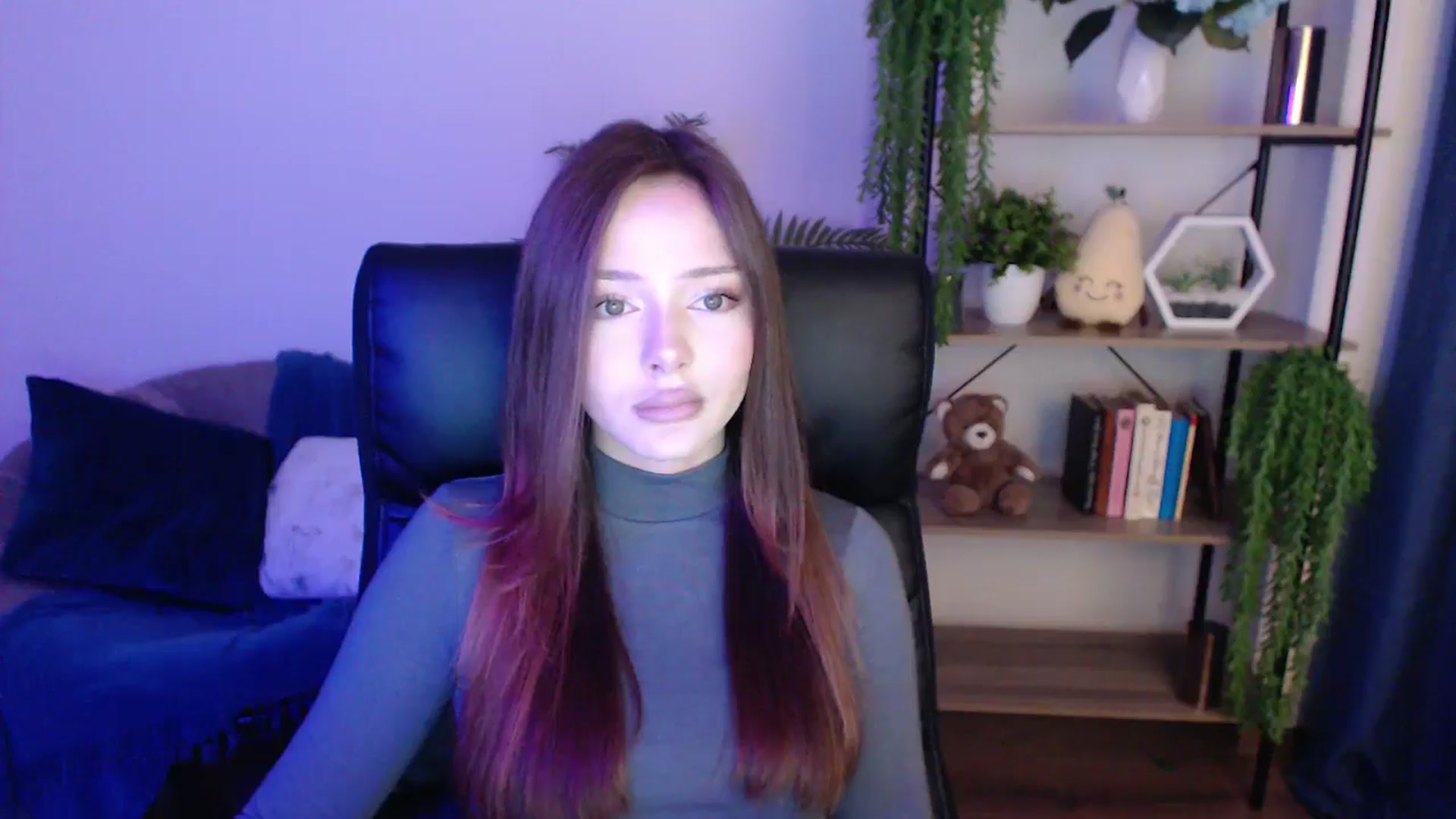 Gallery image thumbnail from KateManelli's myfreecams stream on, 01/25/2025, 09:28 image 6 of 20