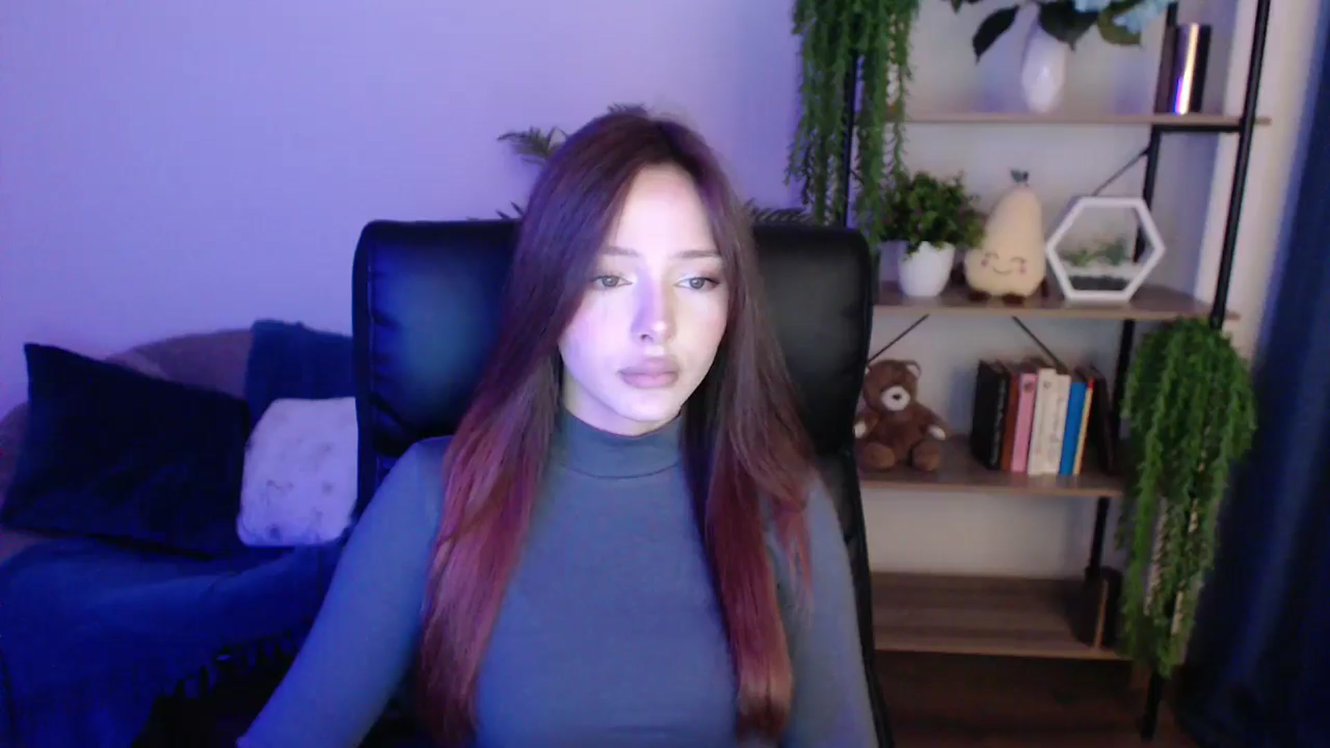 Gallery image thumbnail from KateManelli's myfreecams stream on, 01/25/2025, 10:33 image 13 of 20