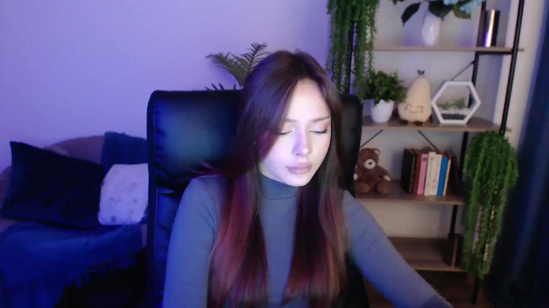 Gallery image thumbnail from KateManelli's myfreecams stream on, 01/25/2025, 10:33 image 16 of 20