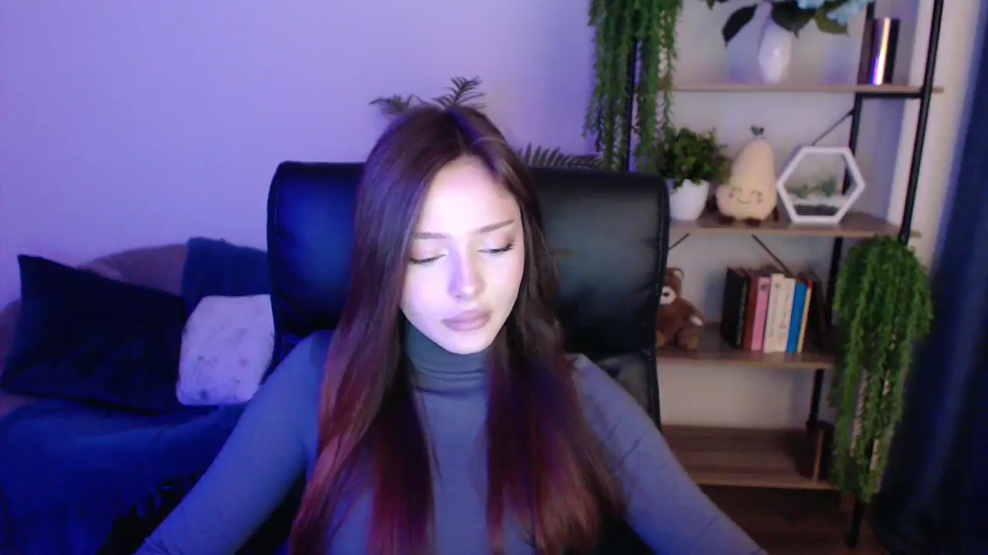 Gallery image thumbnail from KateManelli's myfreecams stream on, 01/25/2025, 10:33 image 2 of 20