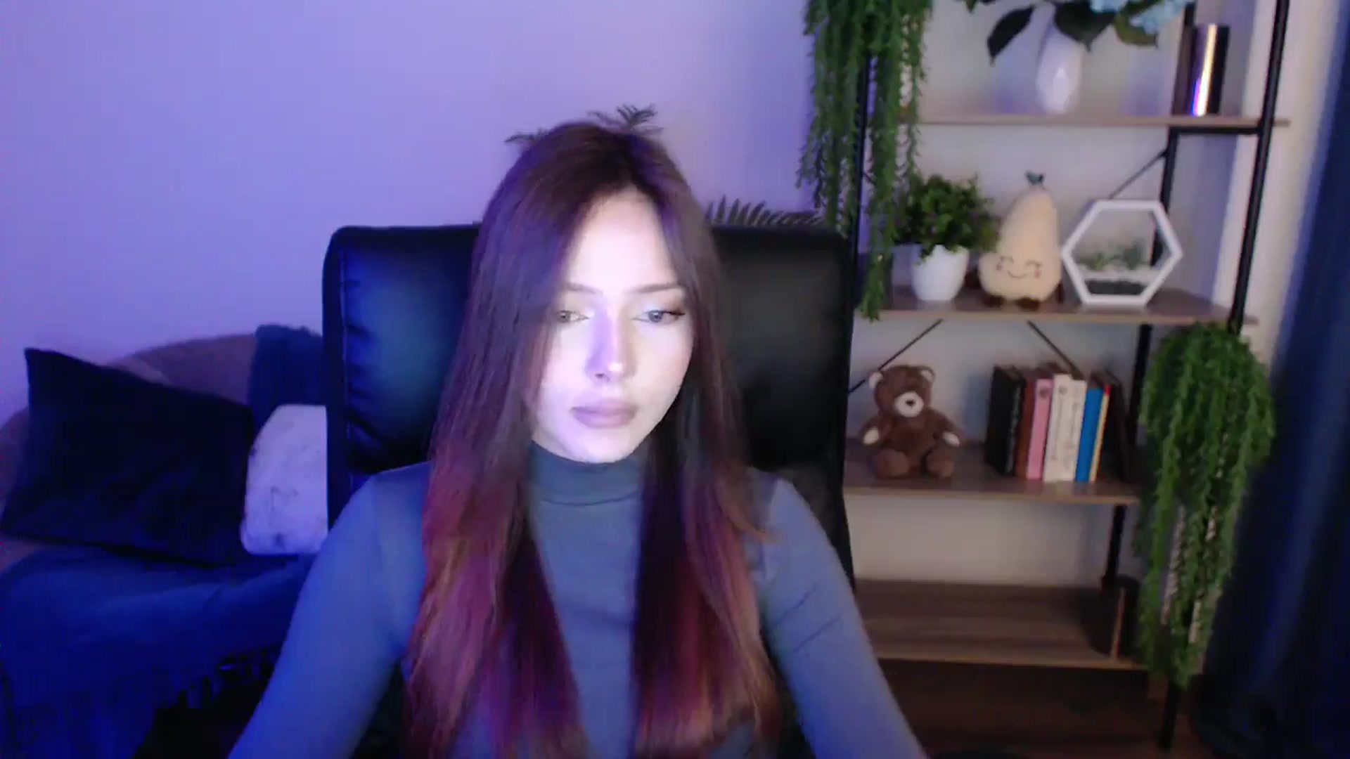 Gallery image thumbnail from KateManelli's myfreecams stream on, 01/25/2025, 10:33 image 14 of 20