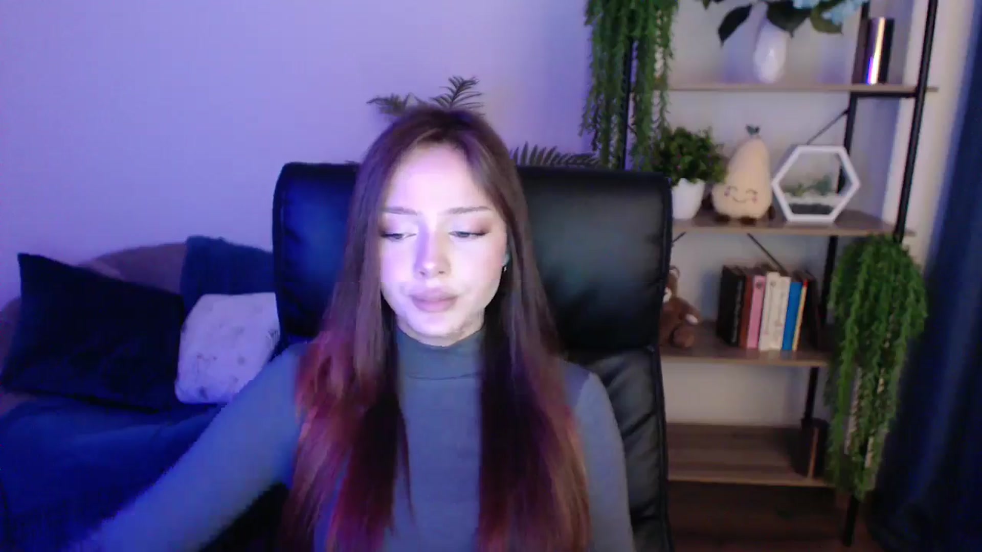 Gallery image thumbnail from KateManelli's myfreecams stream on, 01/25/2025, 11:17 image 4 of 20