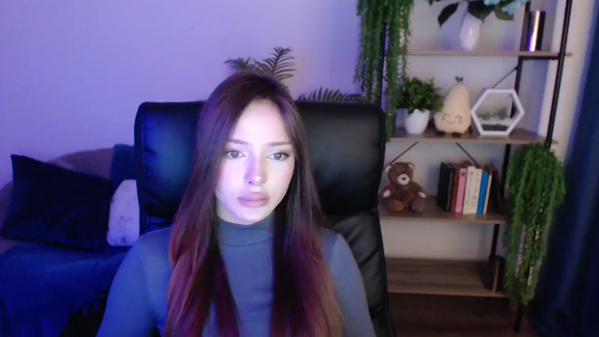 Gallery image thumbnail from KateManelli's myfreecams stream on, 01/25/2025, 11:17 image 19 of 20
