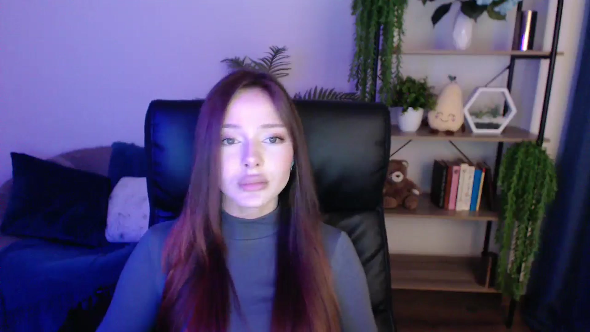 Gallery image thumbnail from KateManelli's myfreecams stream on, 01/25/2025, 11:17 image 18 of 20