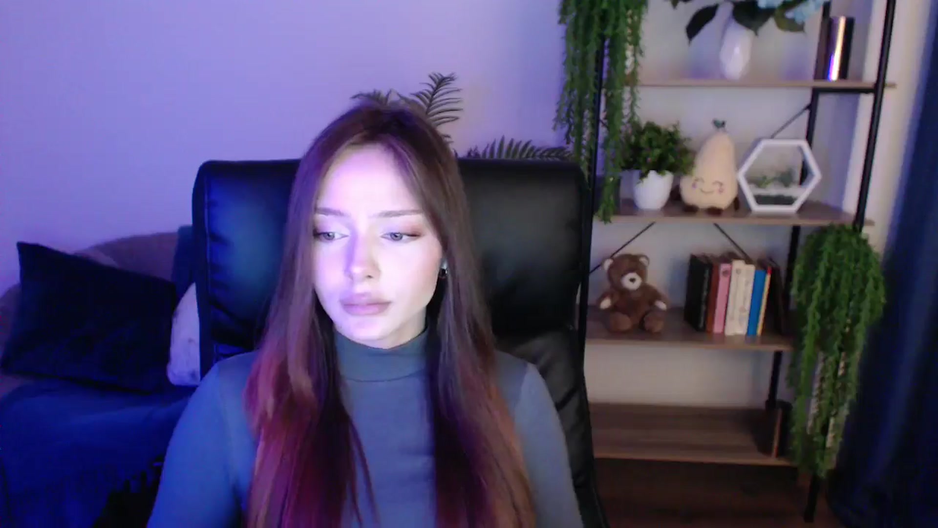 Gallery image thumbnail from KateManelli's myfreecams stream on, 01/25/2025, 11:17 image 13 of 20