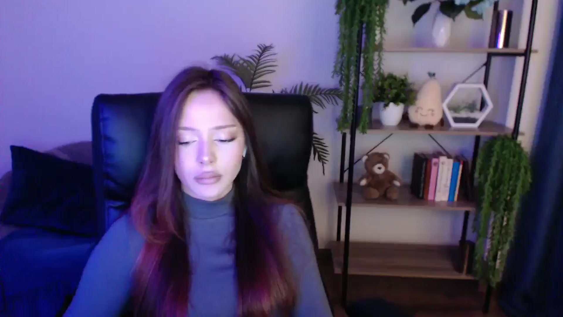 Gallery image thumbnail from KateManelli's myfreecams stream on, 01/25/2025, 12:51 image 7 of 20