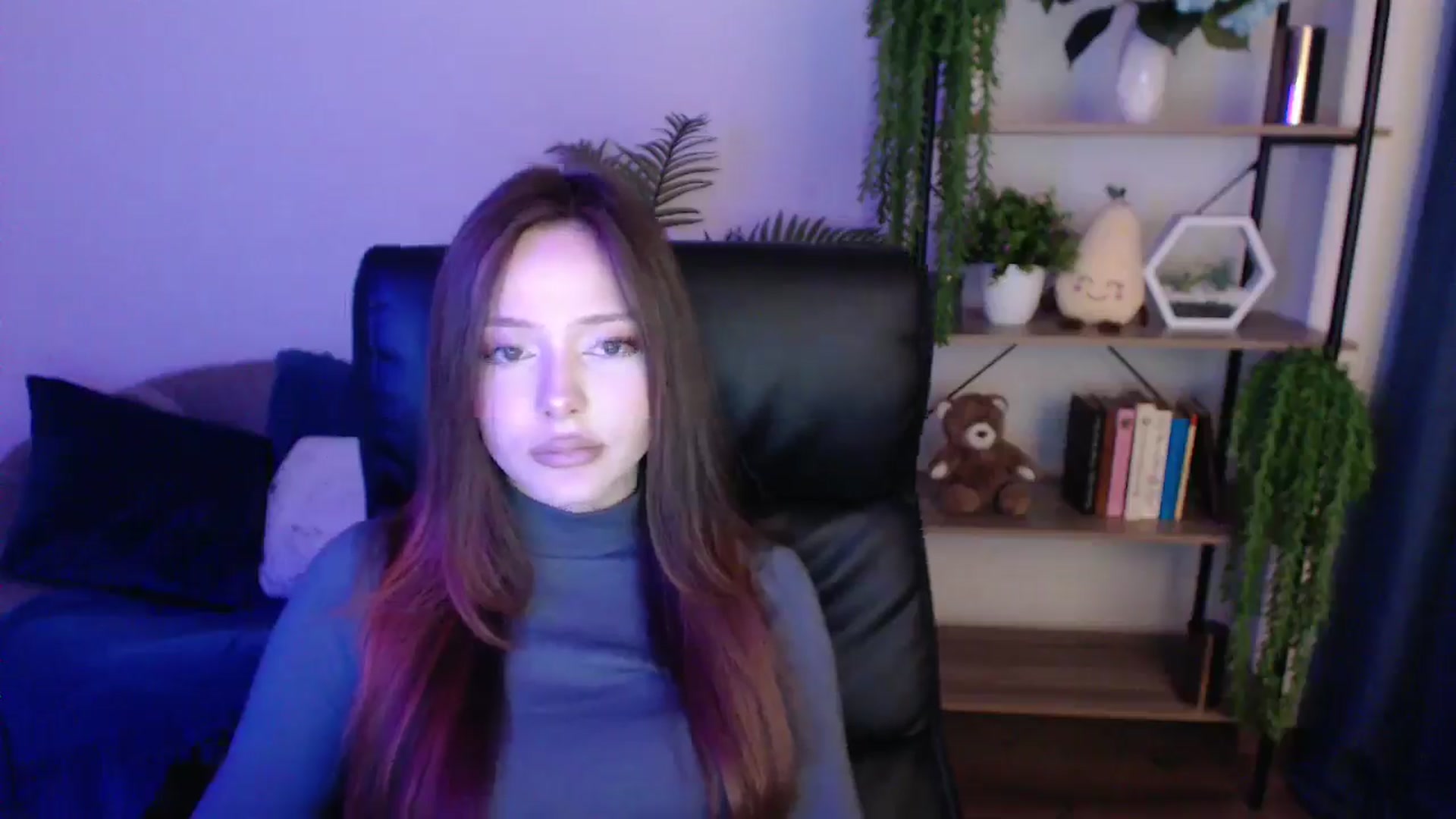Gallery image thumbnail from KateManelli's myfreecams stream on, 01/25/2025, 12:51 image 13 of 20