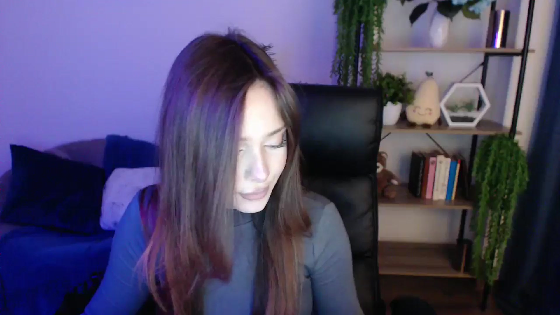 Gallery image thumbnail from KateManelli's myfreecams stream on, 01/25/2025, 12:51 image 17 of 20