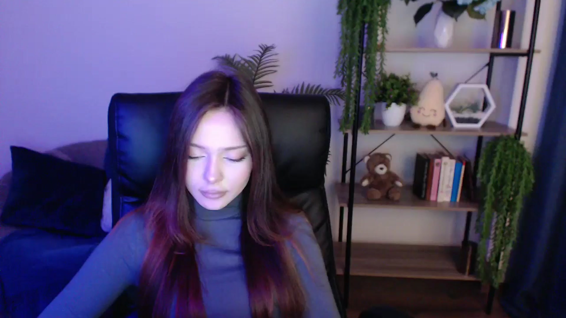 Gallery image thumbnail from KateManelli's myfreecams stream on, 01/25/2025, 12:51 image 10 of 20