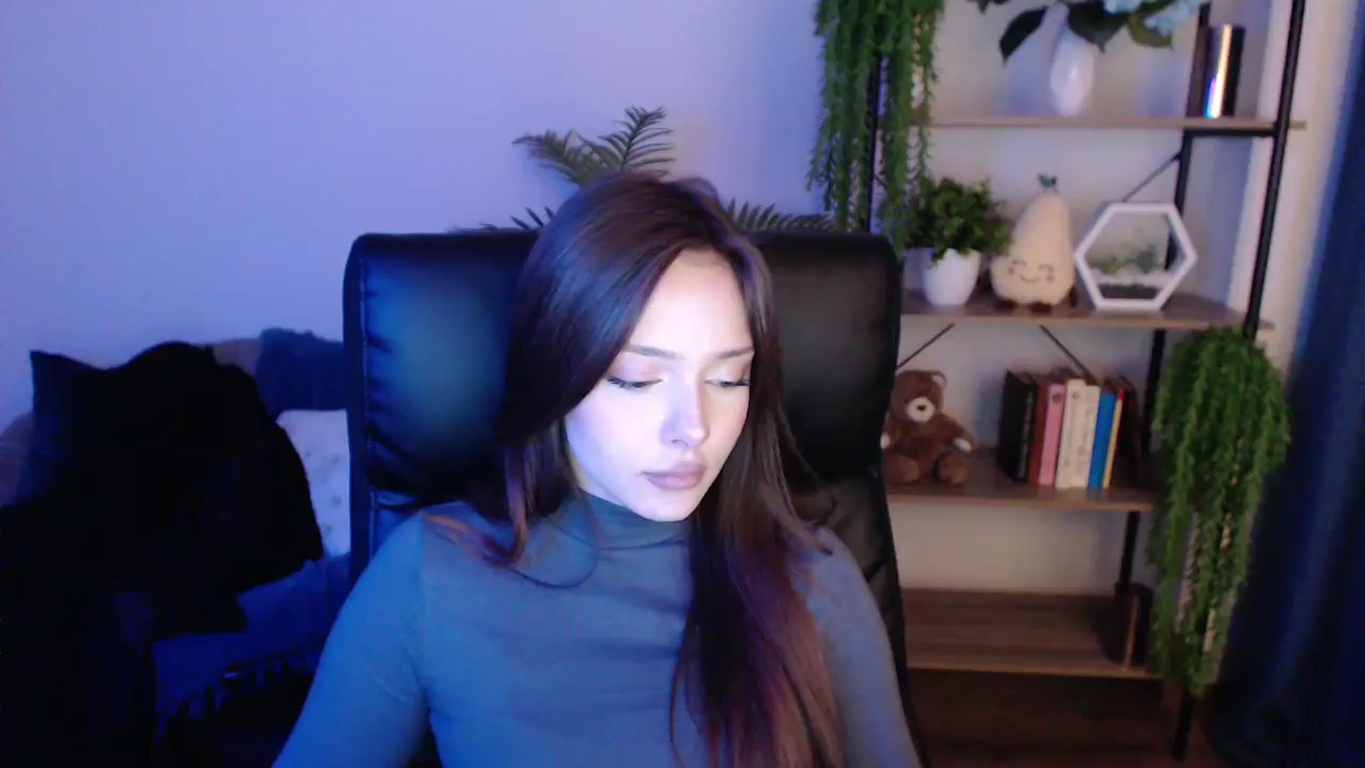 Gallery image thumbnail from KateManelli's myfreecams stream on, 01/25/2025, 14:10 image 8 of 20