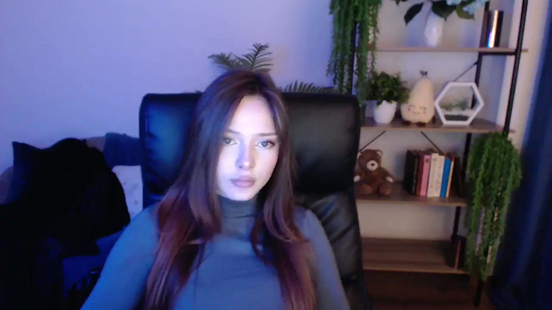 Gallery image thumbnail from KateManelli's myfreecams stream on, 01/25/2025, 14:10 image 18 of 20