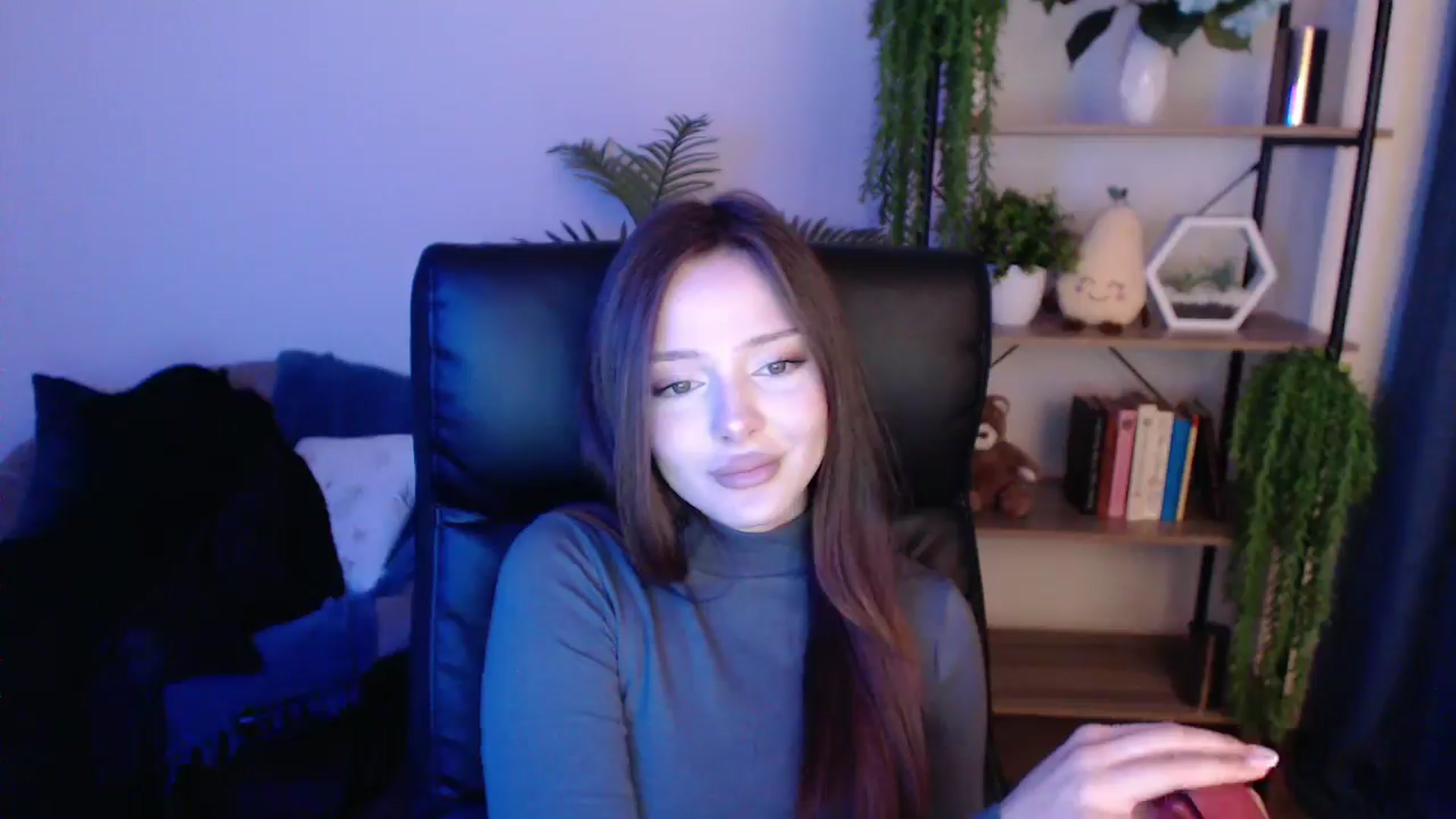 Gallery image thumbnail from KateManelli's myfreecams stream on, 01/25/2025, 14:10 image 5 of 20