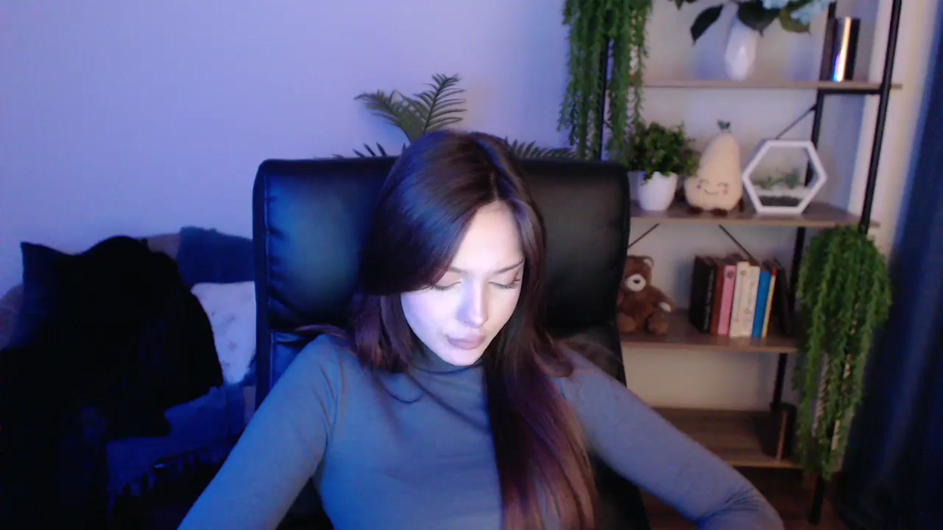Gallery image thumbnail from KateManelli's myfreecams stream on, 01/25/2025, 14:10 image 14 of 20